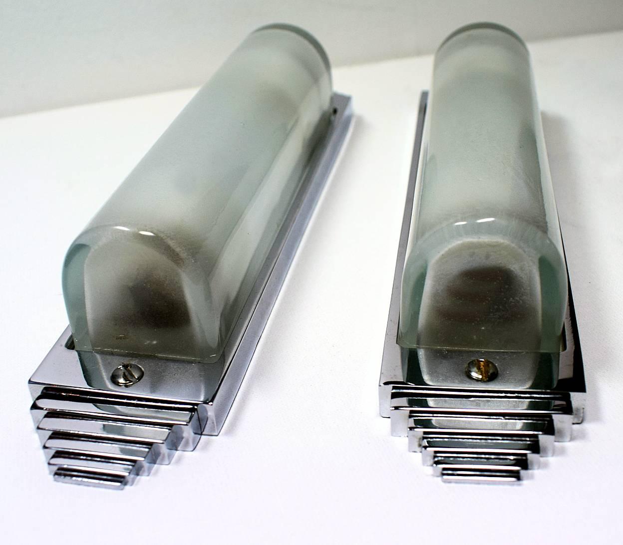 English Matching Pair of Art Deco Tubular Strip Wall Light Sconces, circa 1930