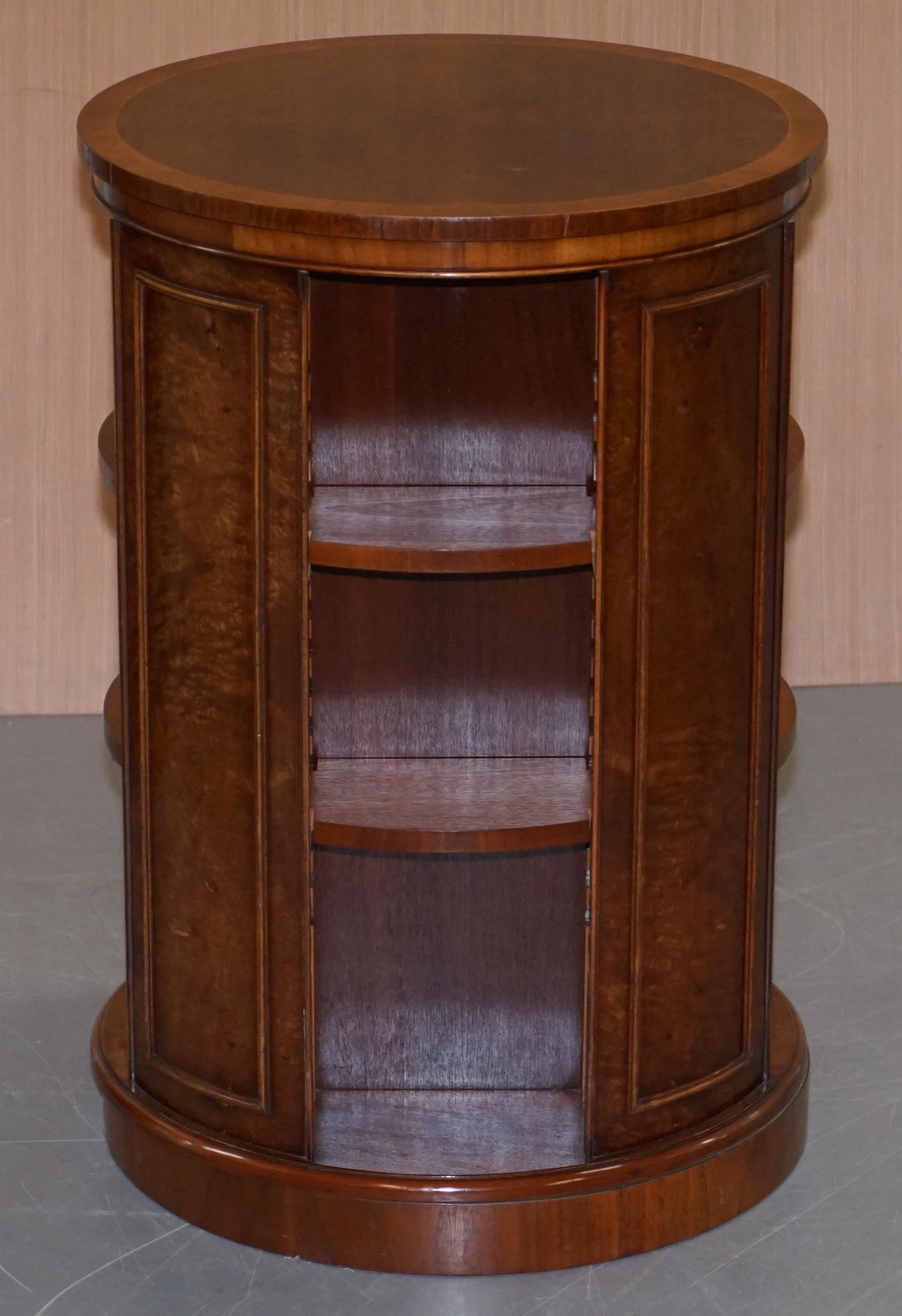 We are delighted to offer for sale this absolutely stunning pair of matching burr walnut revolving bookcases with height adjustable shelves

A very good looking and well made pair, they revolve nice and smoothly, all the shelves can be removed or