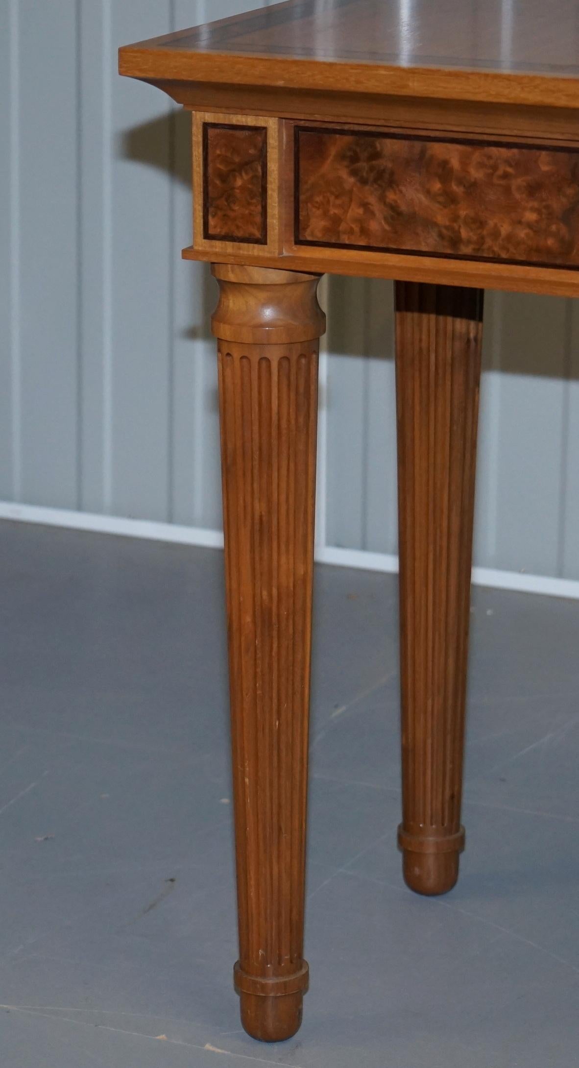English Matching Pair of David Linley 1993 Stamped Burr Walnut Console Tables 2 For Sale