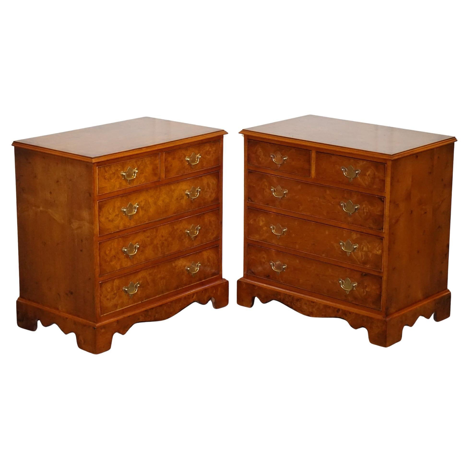 MATCHING PAIR OF ELEGANT LiGHT BURR ELM CHEST OF DRAWERS COMMODE BRASS HANDLES For Sale