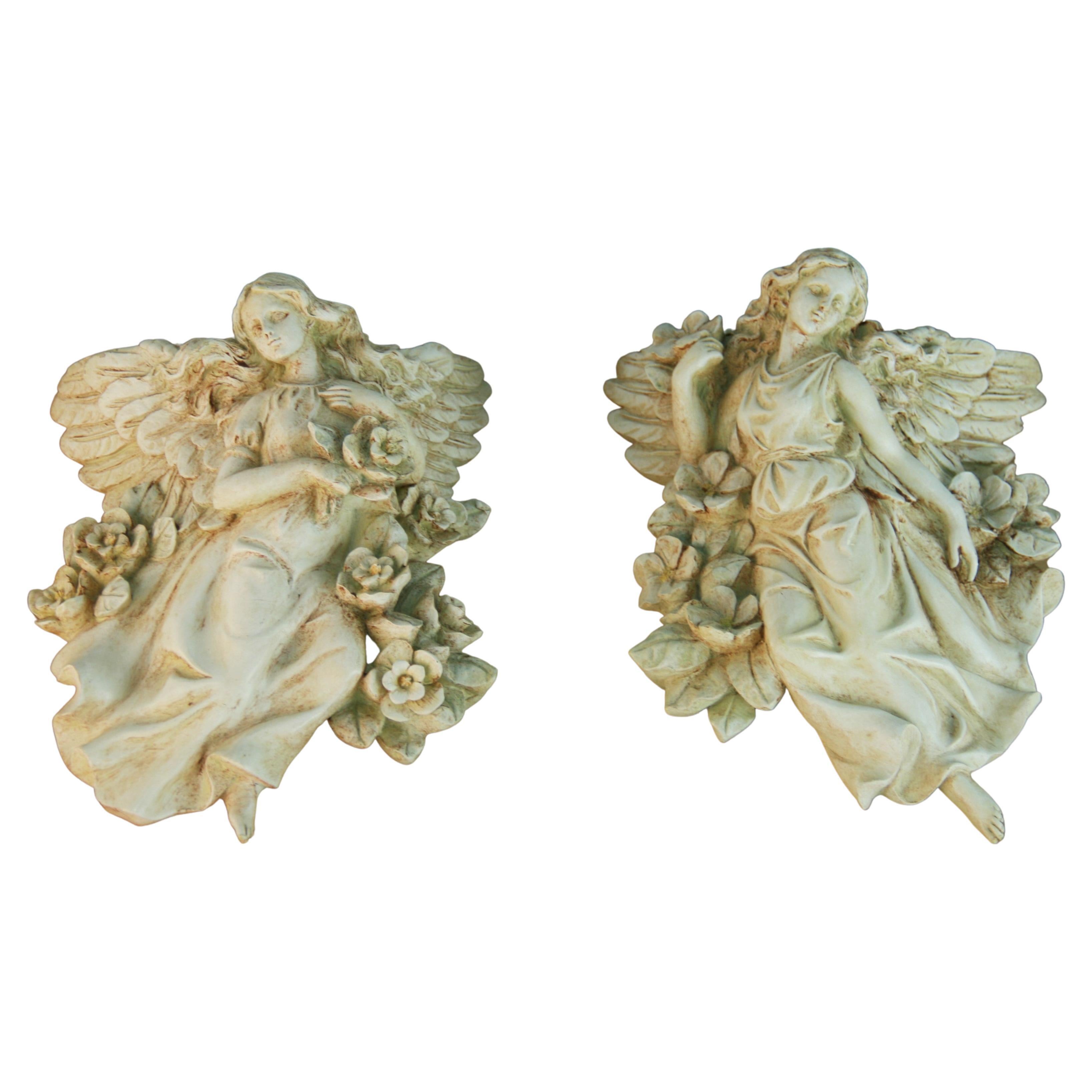 Pair of Italian paper mache angels For Sale at 1stDibs