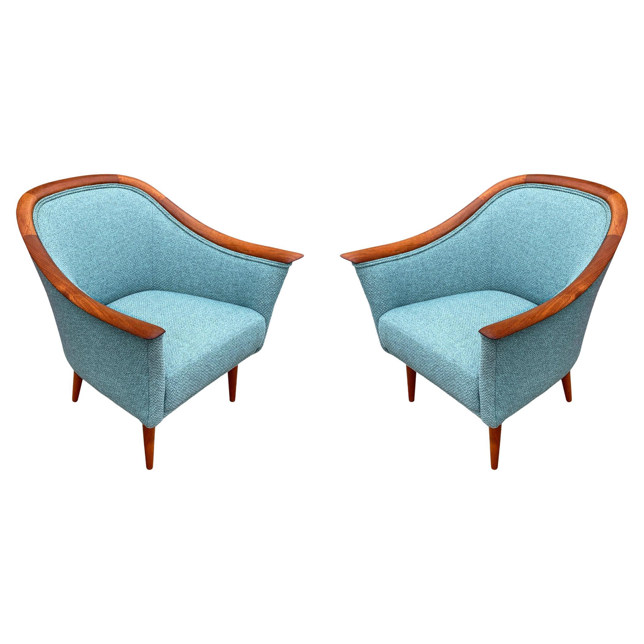 Matching Pair of Mid Century Danish Modern Lounge Chairs in Teak & Sage Tweed For Sale