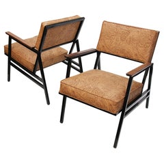 Matching Pair of Mid-Century Modern Lounge Chairs by Steelcase