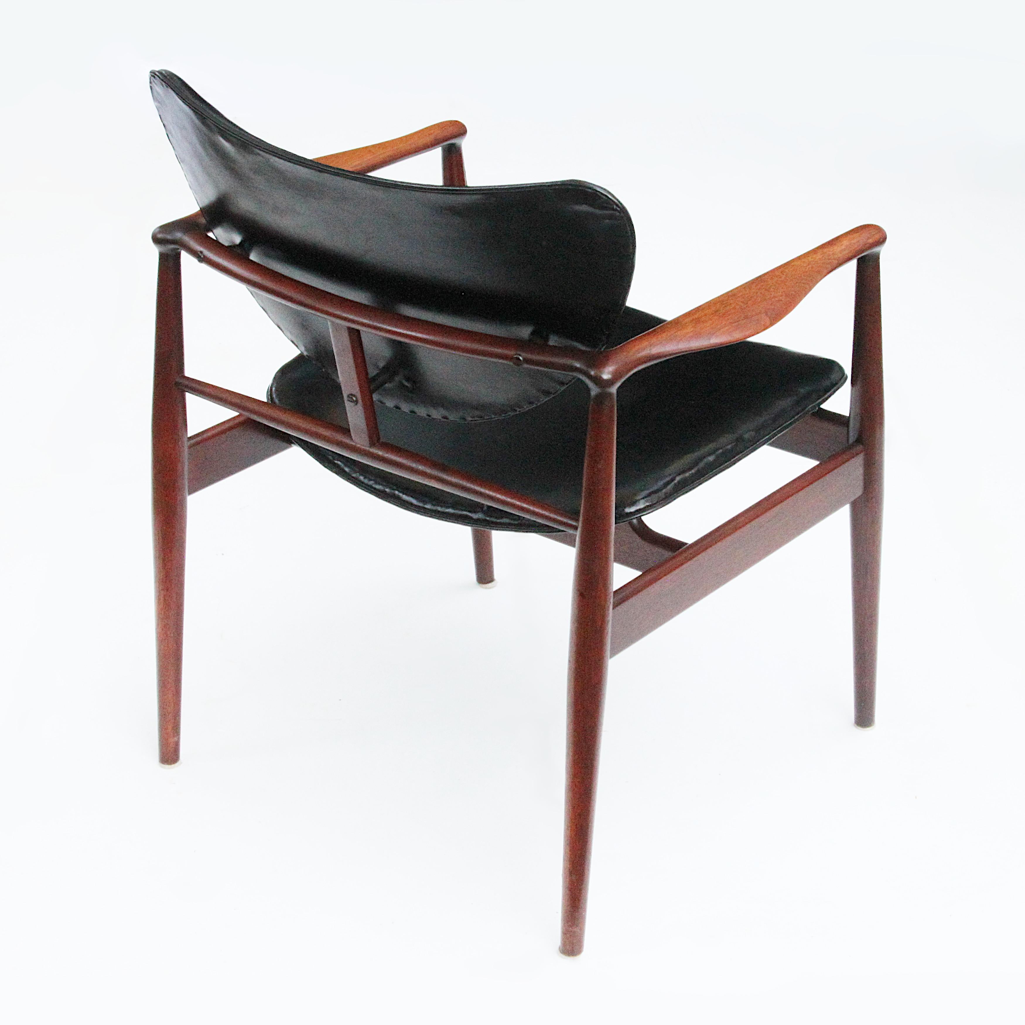 Mid-20th Century Matching Pair of Original Finn Juhl Model 48/400 1/2 Walnut Side Chairs by Baker