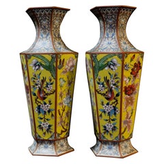 Pareja de Jarrones Victorianos Franceses de Cloisonné, Siglo XIX