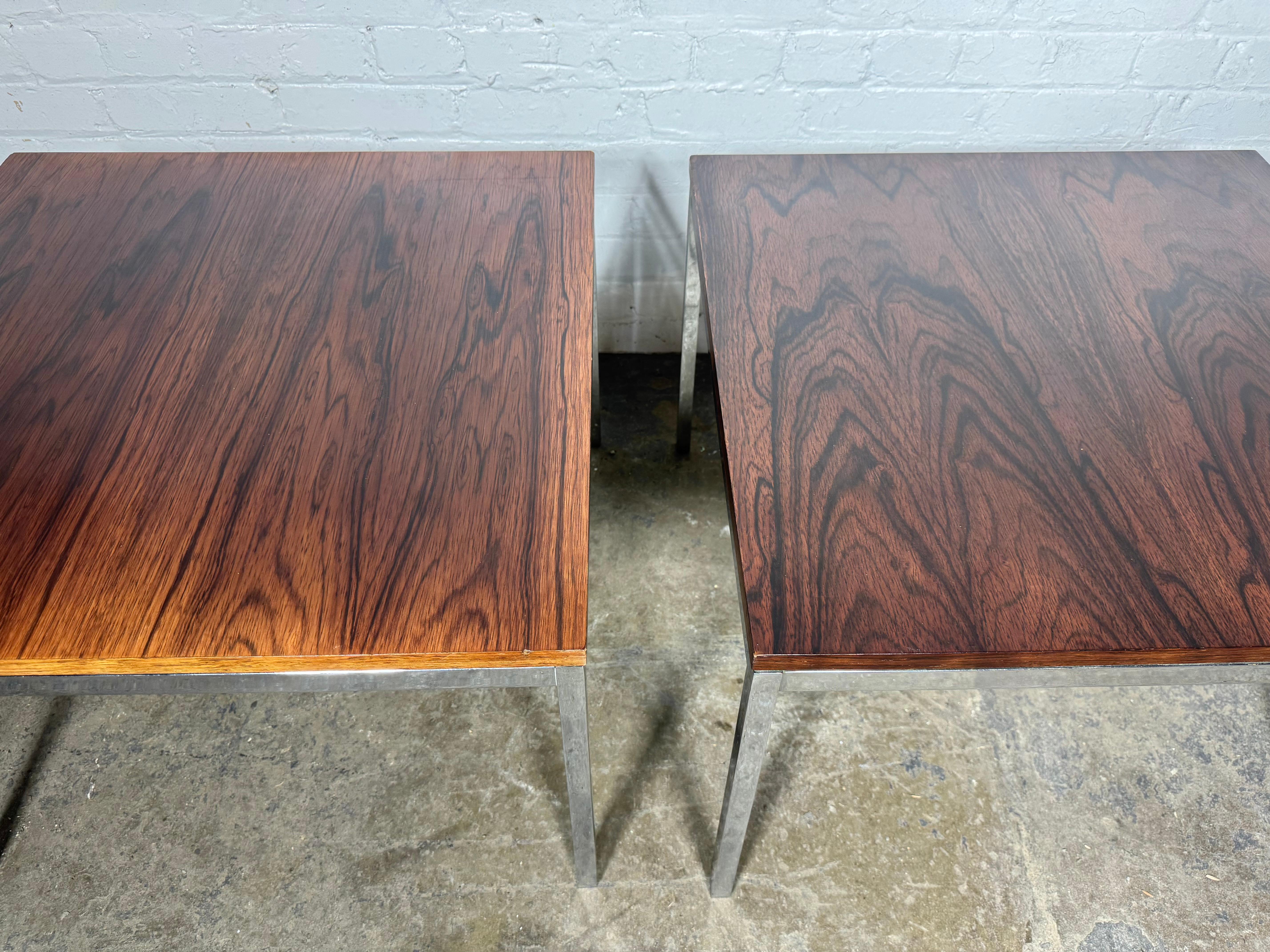 Pair of Rosewood & Steel Square Knoll Side End Tables Stands im Angebot 1