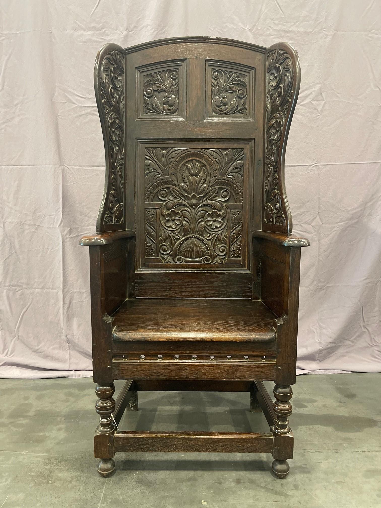 Matching pair of Victorian Carved Oak Wing Arm Chairs In Good Condition For Sale In Flower Mound, TX