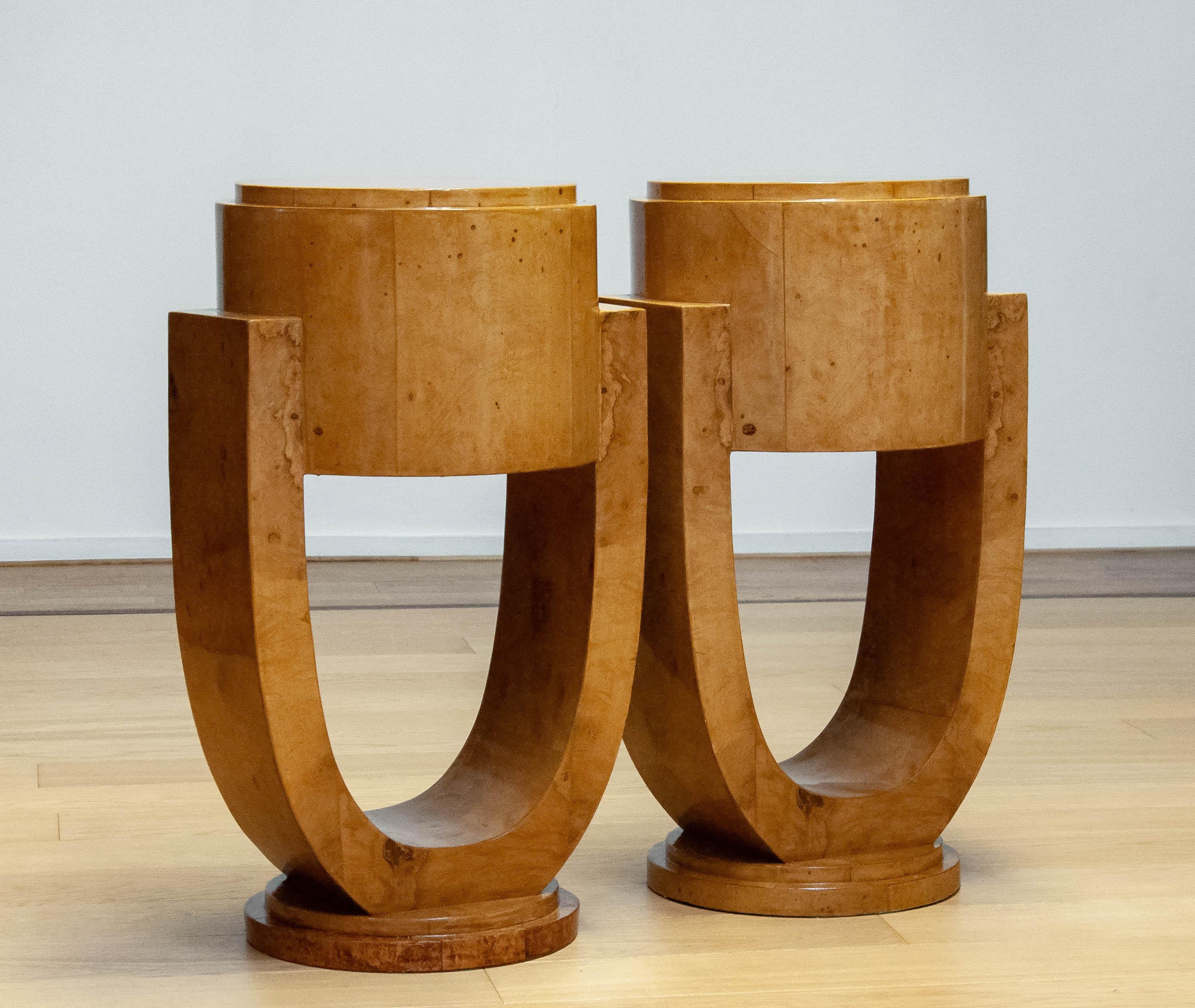 Matching Pair Round Shaped Art Deco Bedside Tables / Night Stands In Poplar Burl 2