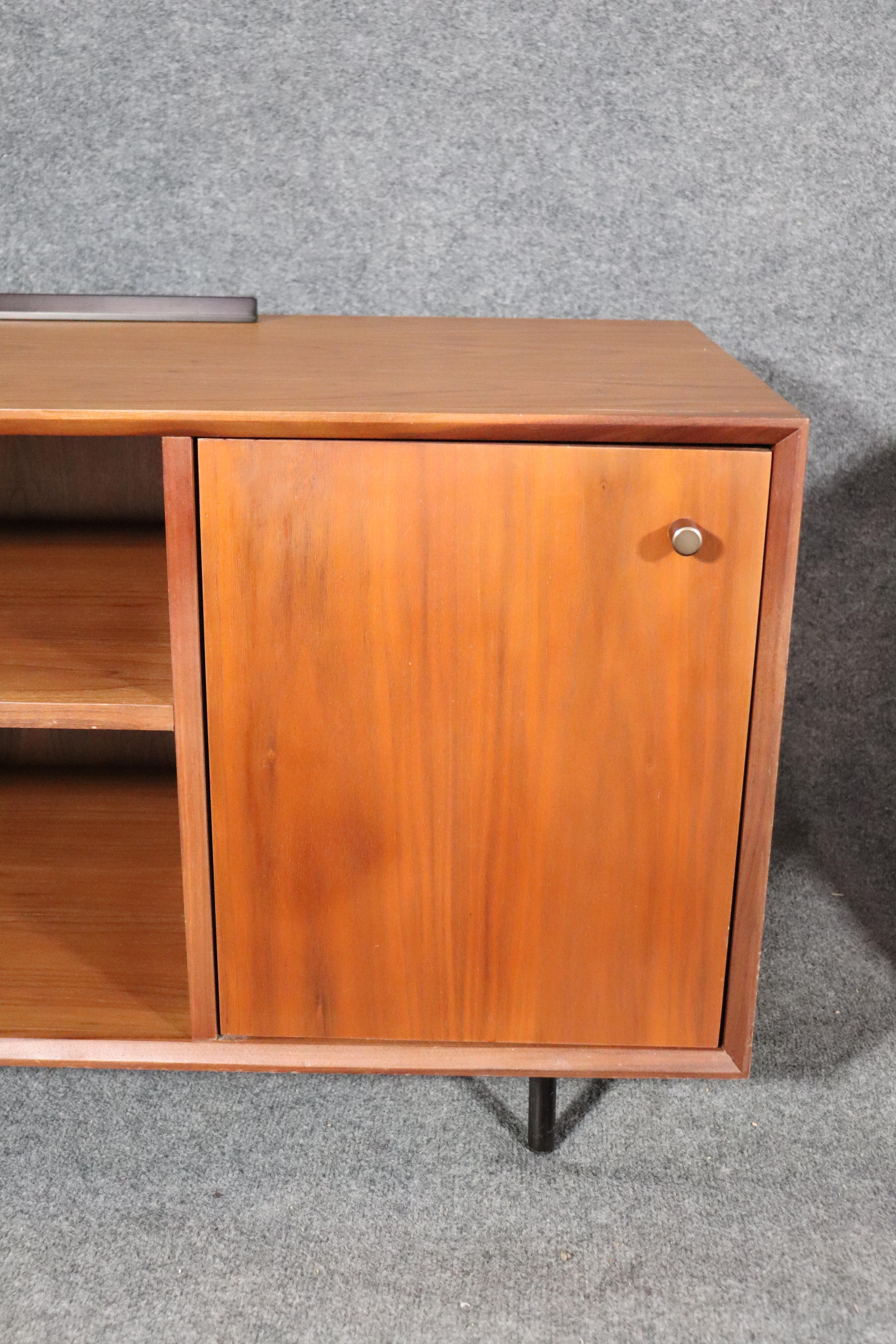 Armadietti in teak abbinati in vendita 4