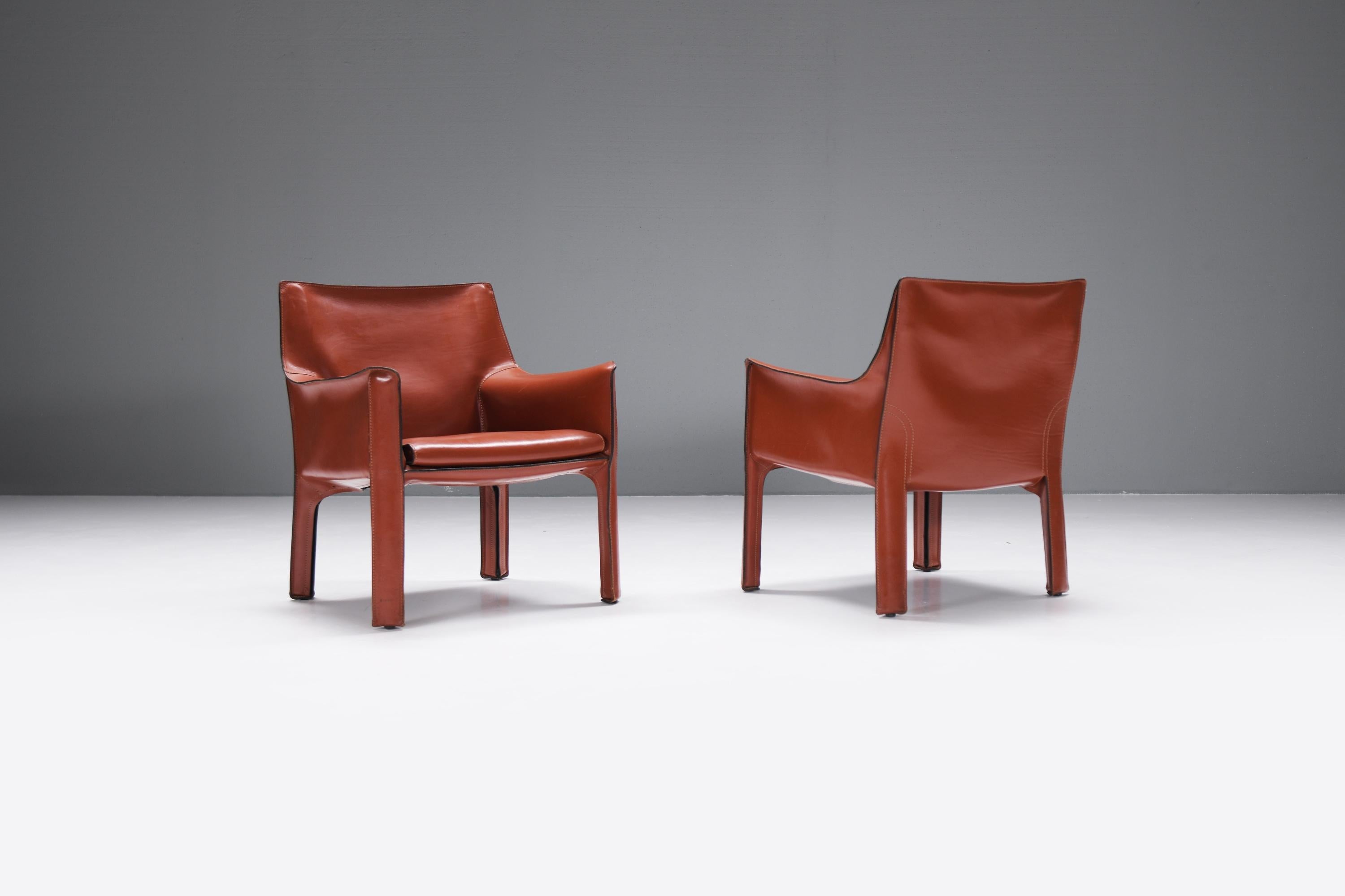 20th Century Matching vintage Cab 414 set in burgundy leather by Mario Bellini for Cassina
