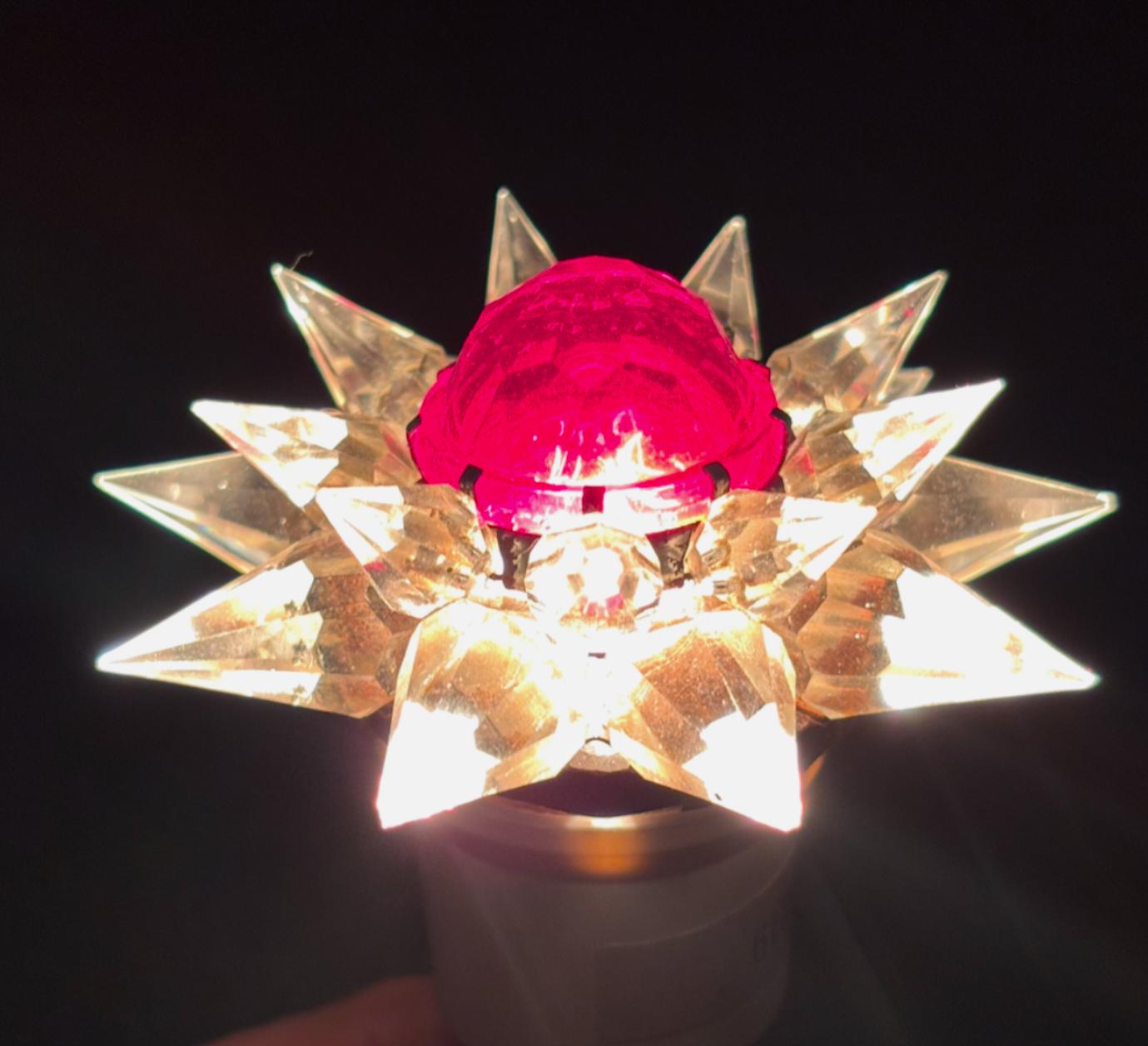 American Matchless Wonder Star #910 Double Row Clear & Red Crystal C-9 Holiday Bulb, 1936 For Sale