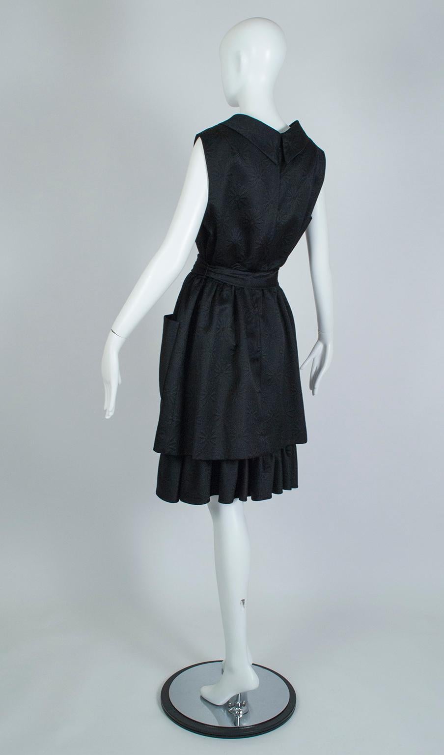 Black Matelassé *Large Size* Cowl Neck Lampshade Skirt Pocket Day Dress-L, 1950s In Excellent Condition For Sale In Tucson, AZ