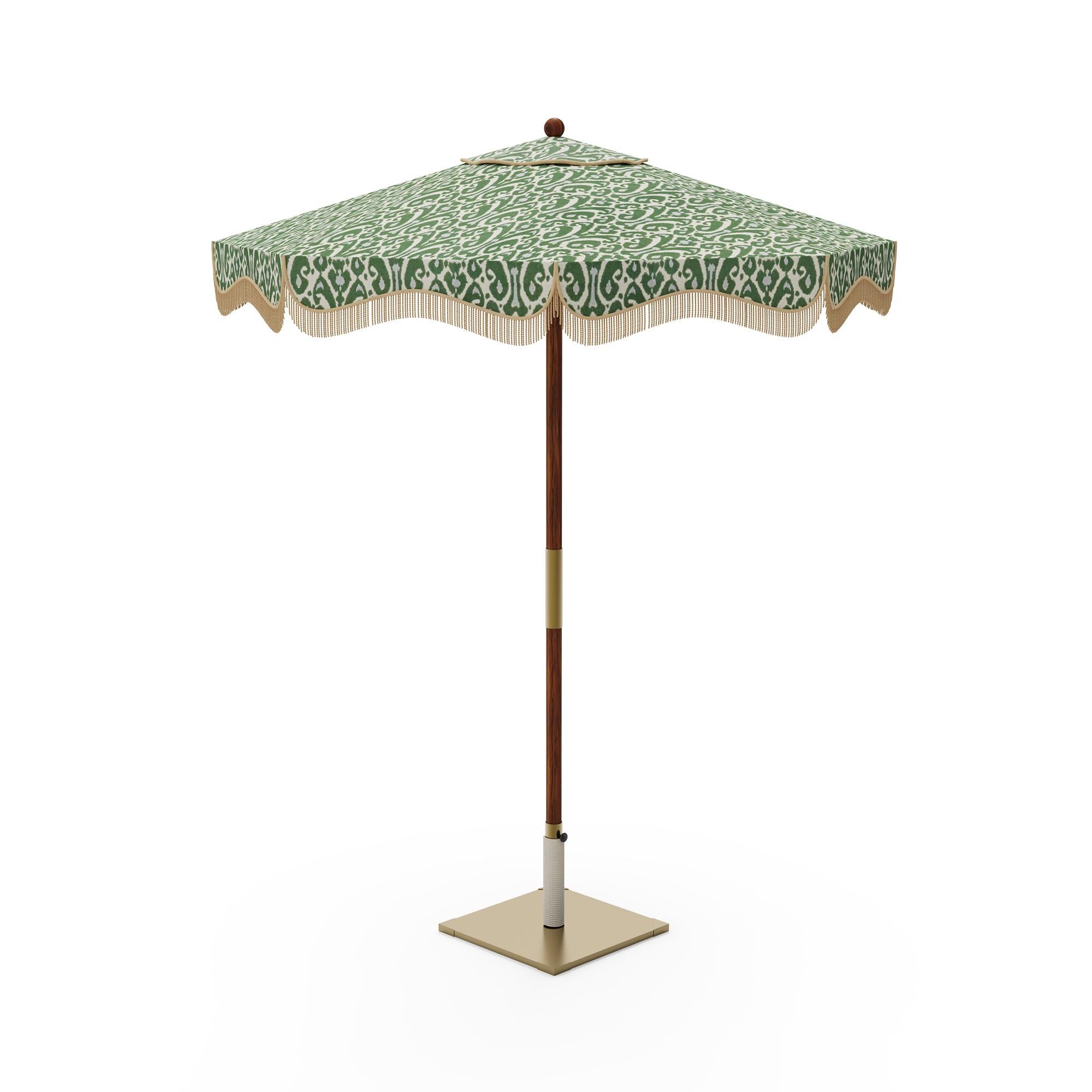 Ombrellone da esterno Matera con base in Iroko e frangia Ikat vintage In condizioni Nuovo in vendita a Carvalhosa, PT