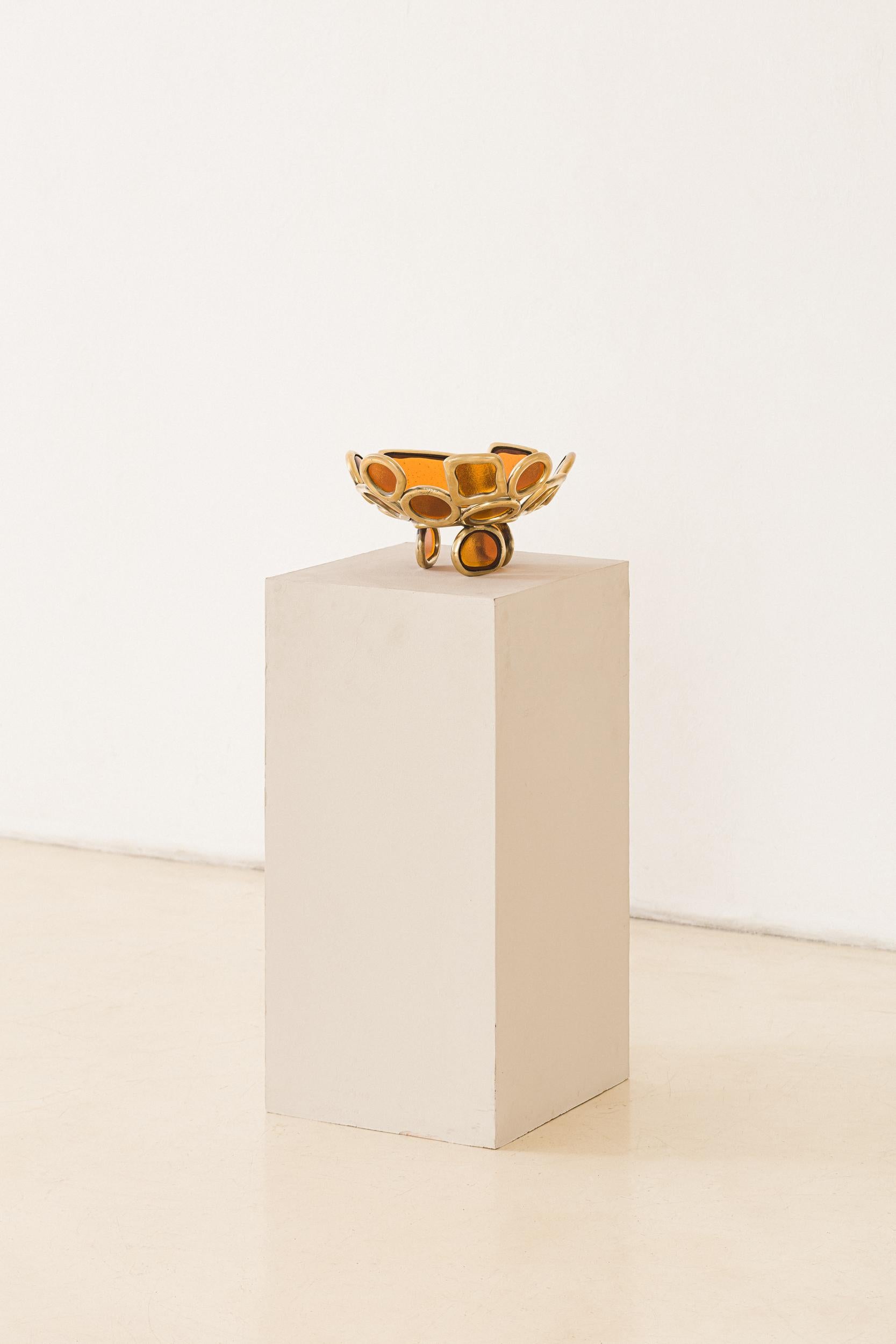 Centro de distorsión material de Lucas Recchia, 2024 Brasileño en venta