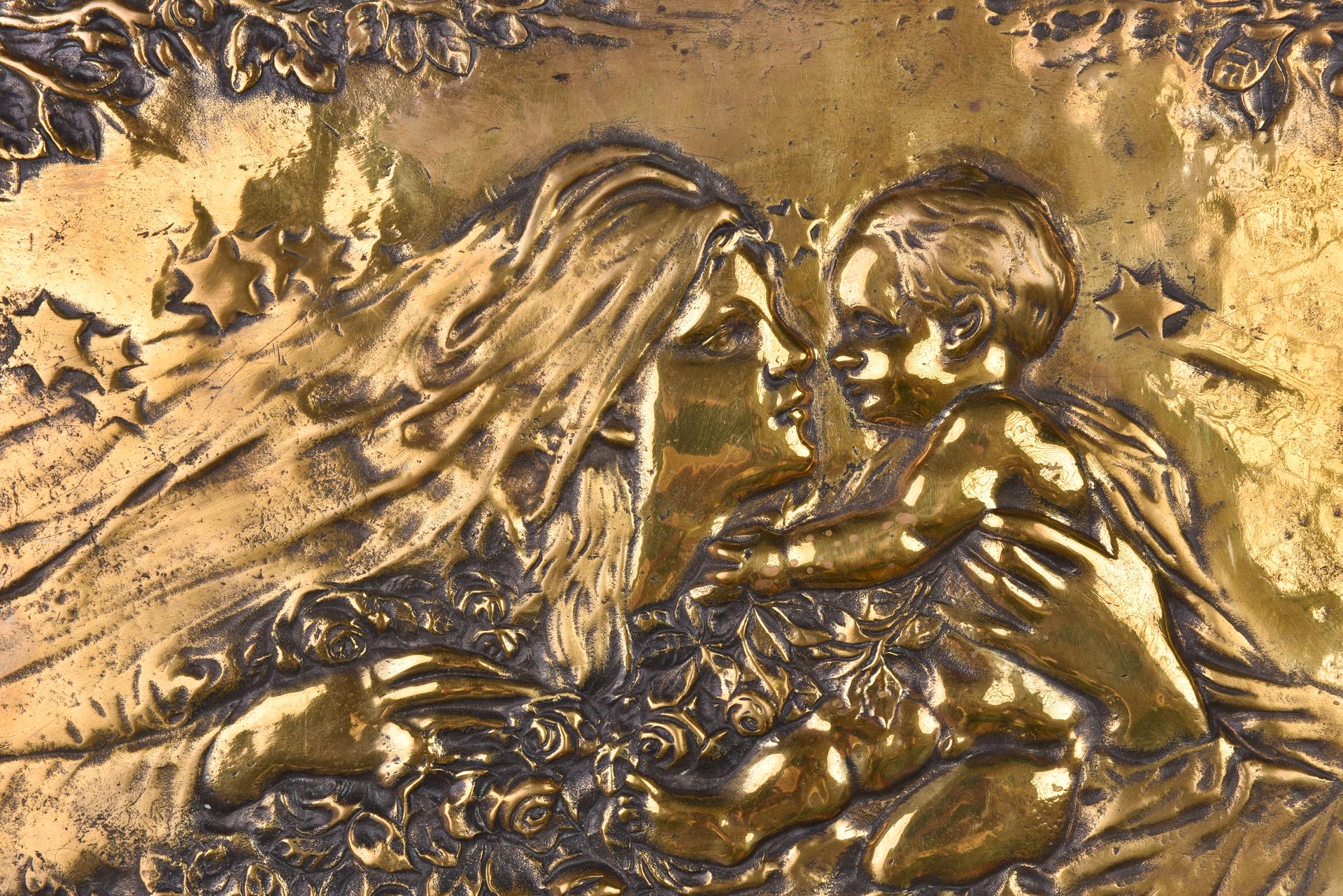 Großer Maternity-Teller aus Bronze (Italienisch) im Angebot