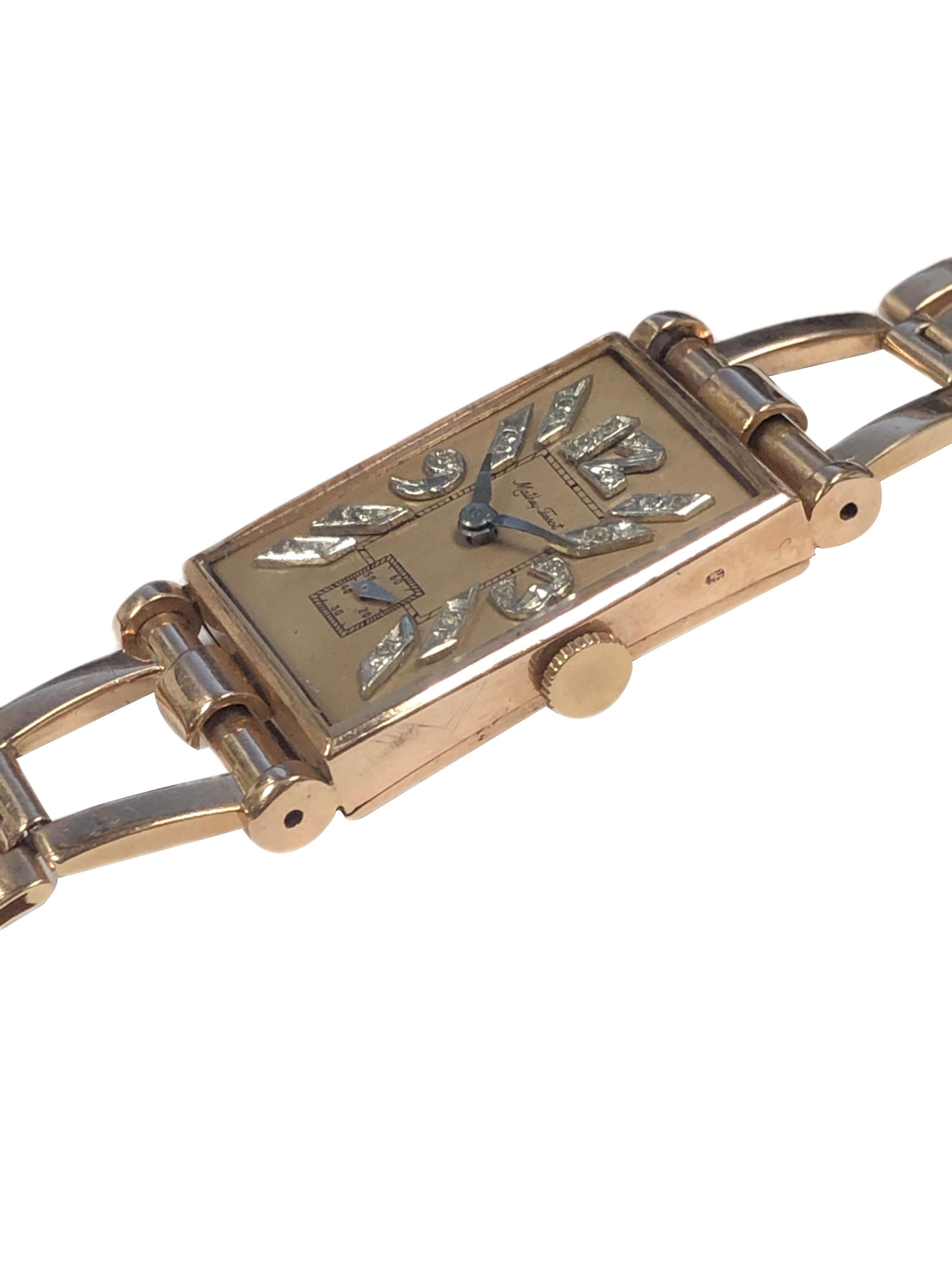 Taille simple Mathey Tissot Montre-bracelet mécanique rétro à cadran en or rose et diamants, années 1940 en vente