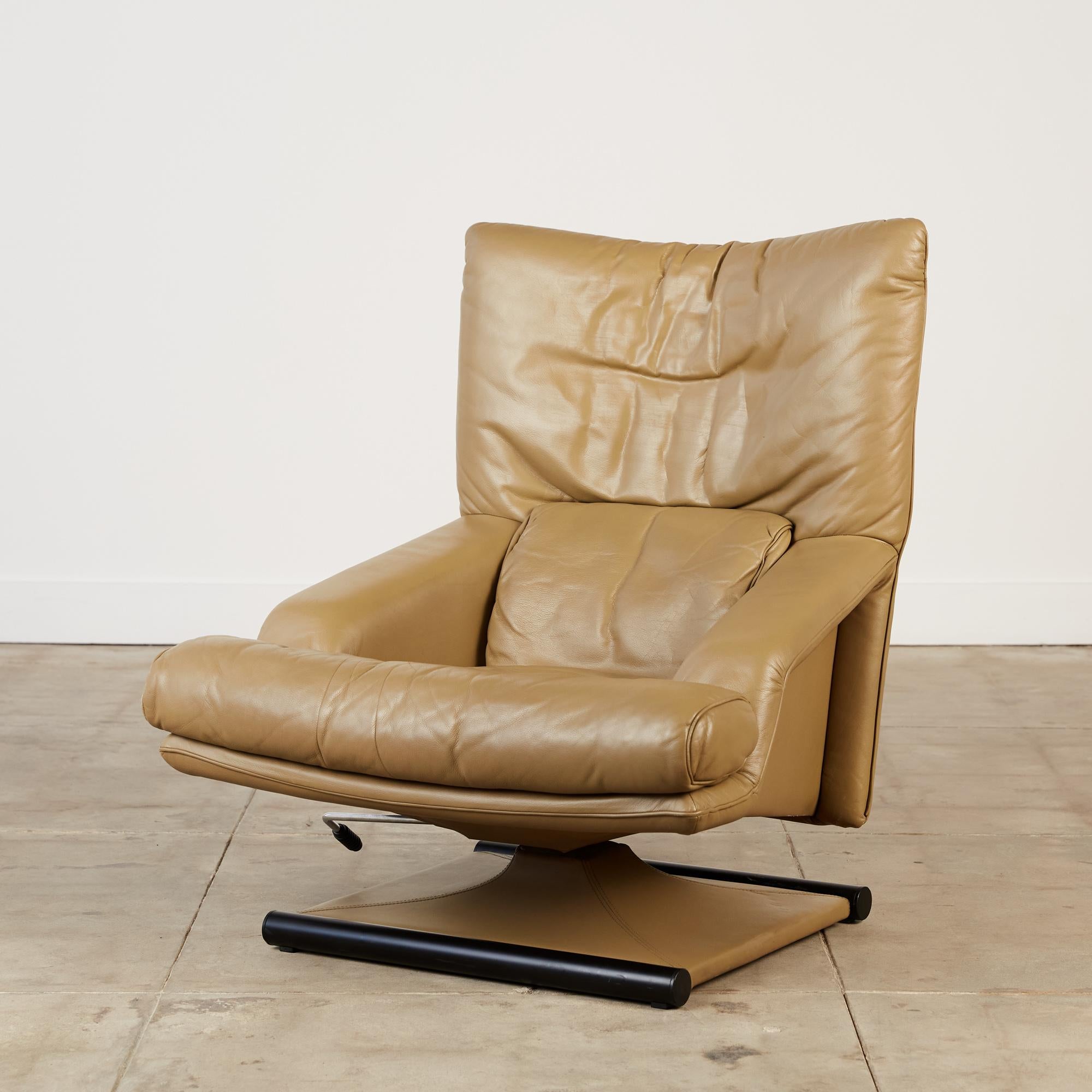 Post-Modern Mathias Hoffmann for Rolf Benz Leather Lounge Chair and Ottoman