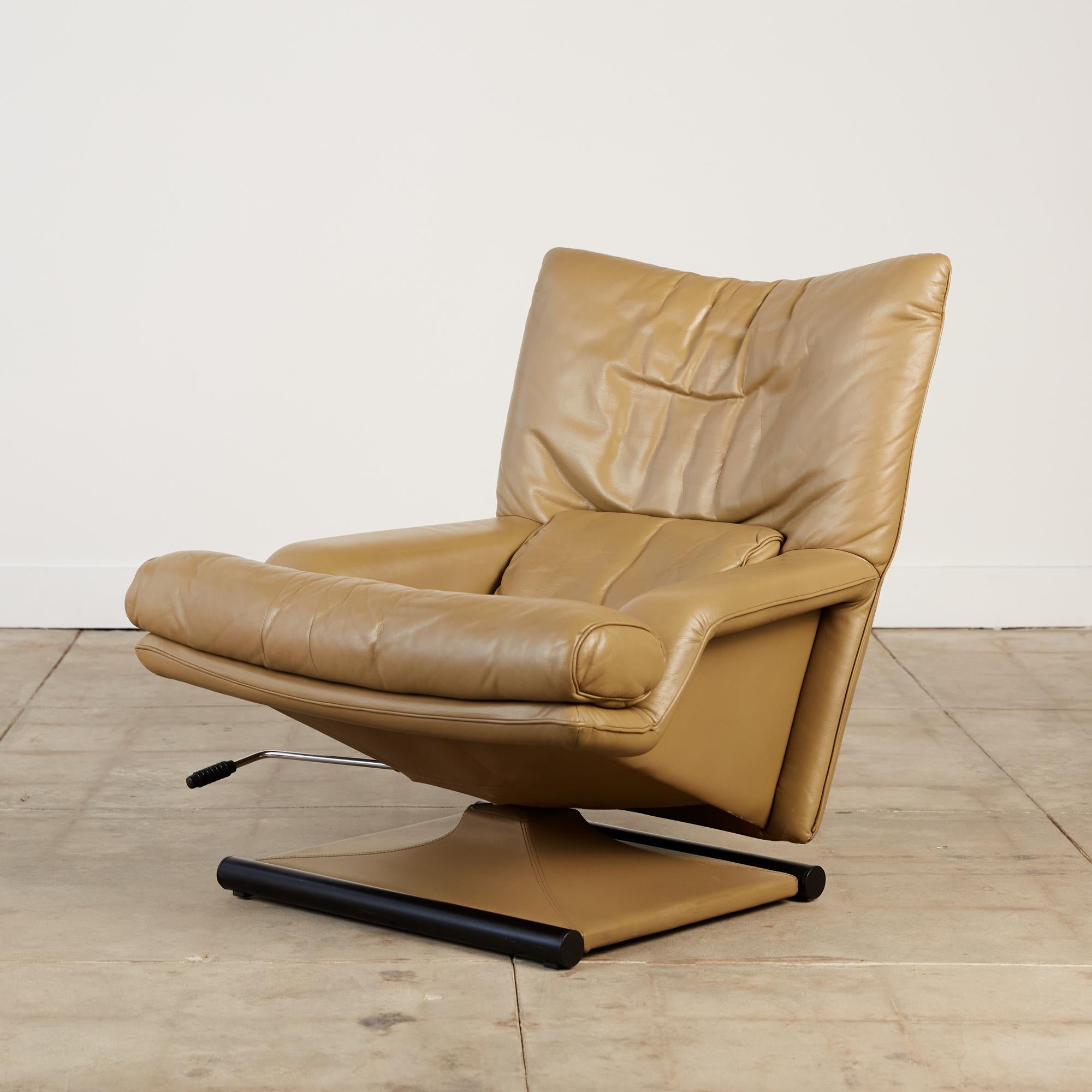 Late 20th Century Mathias Hoffmann for Rolf Benz Leather Lounge Chair and Ottoman