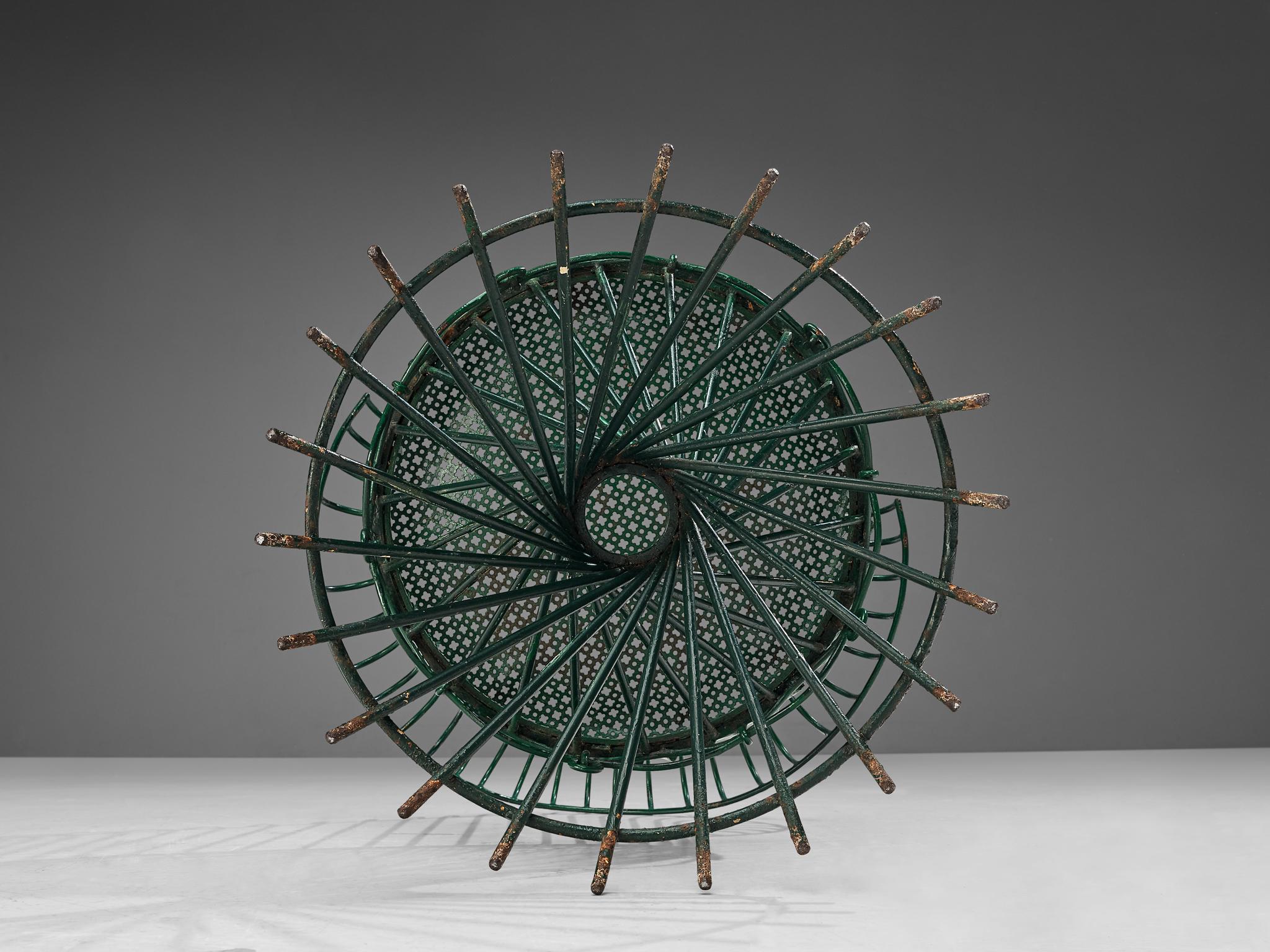 Mathieu Mategot 'Anthéor' Armchair in Green Lacquered Iron  For Sale 3