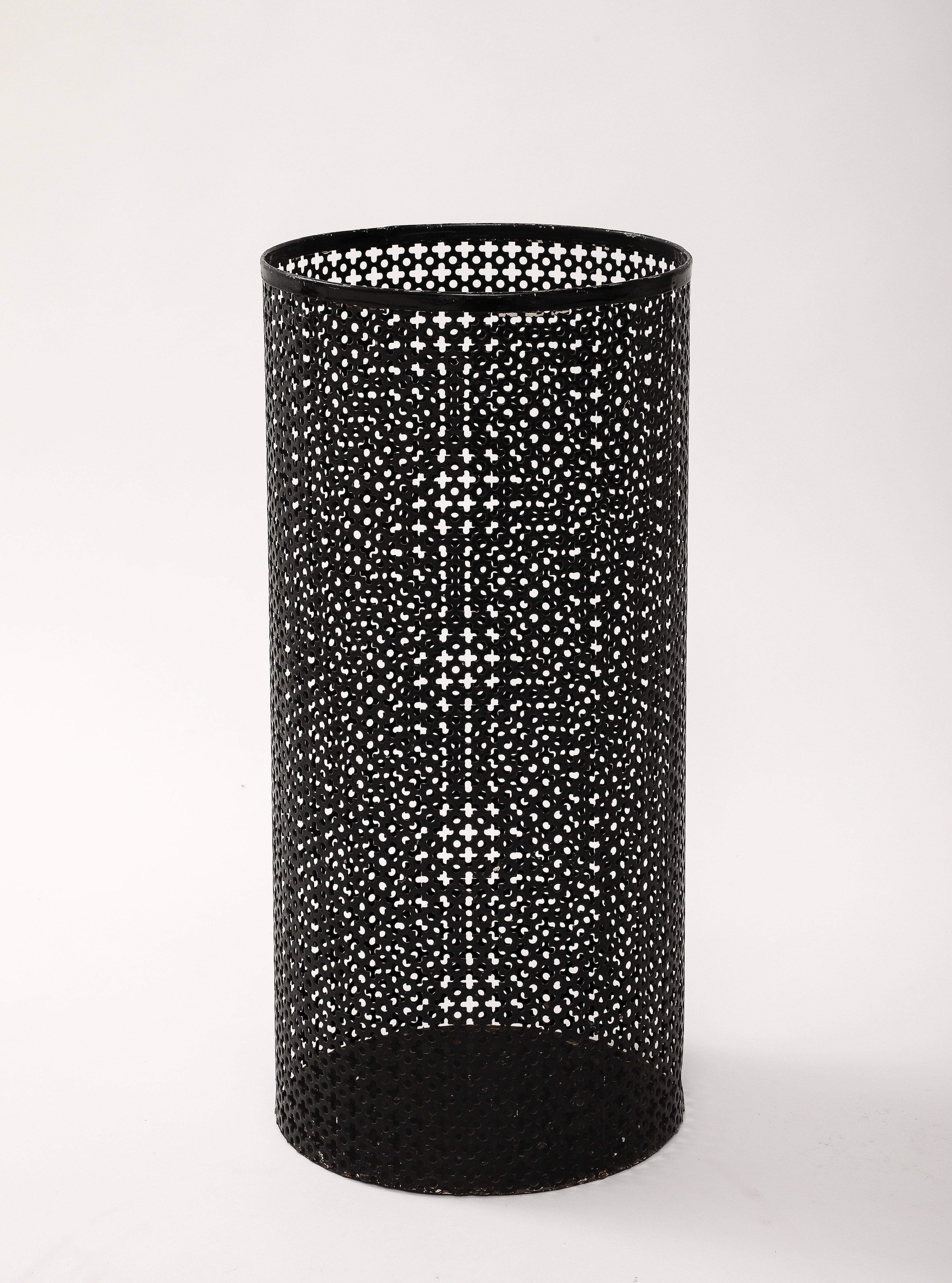 NOT REPAINTED, Original finish. 
Made of Perforated metal in the clover arpel Mategot design.