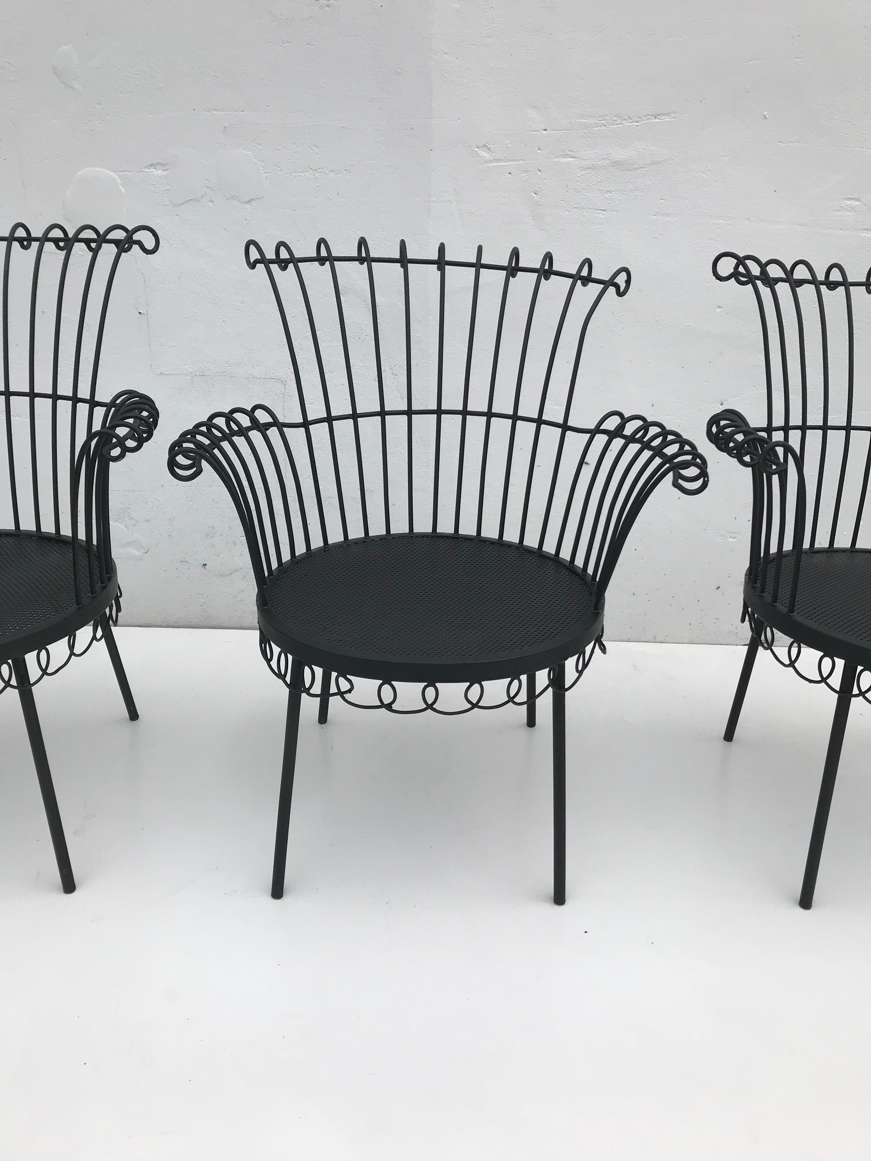 Superb set of 4 chairs model Cap D’ail attributed to Mathieu Mategot
Can be use inside or outside.
Newly relacquered in flat black.
Measurements seat: 15