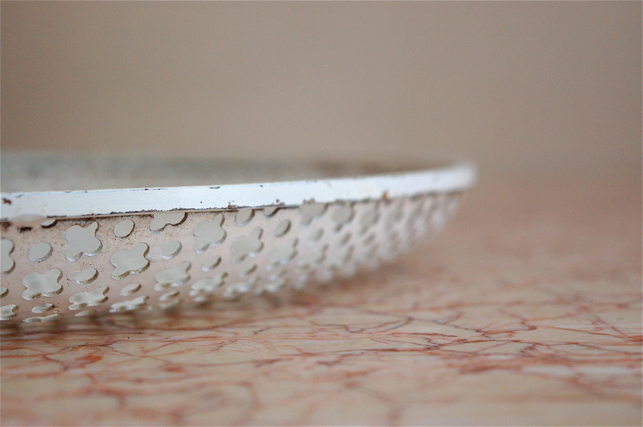 Mathieu Matégot Enameled Metal Dish, circa 1950 In Good Condition For Sale In Noorderwijk, BE