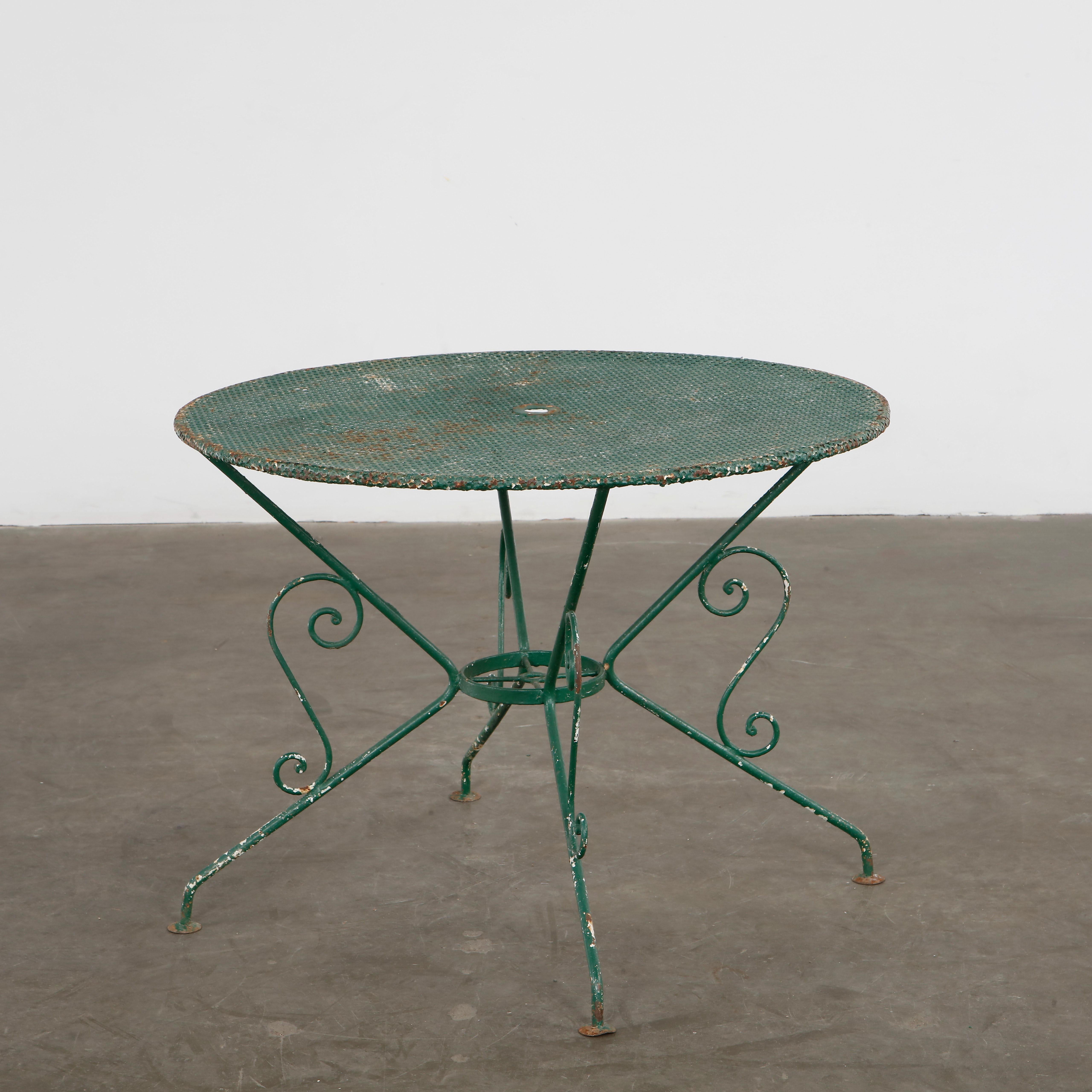 Mathieu Mategot, Green Outdoor Perforated Dining Set, 1950s For Sale 4