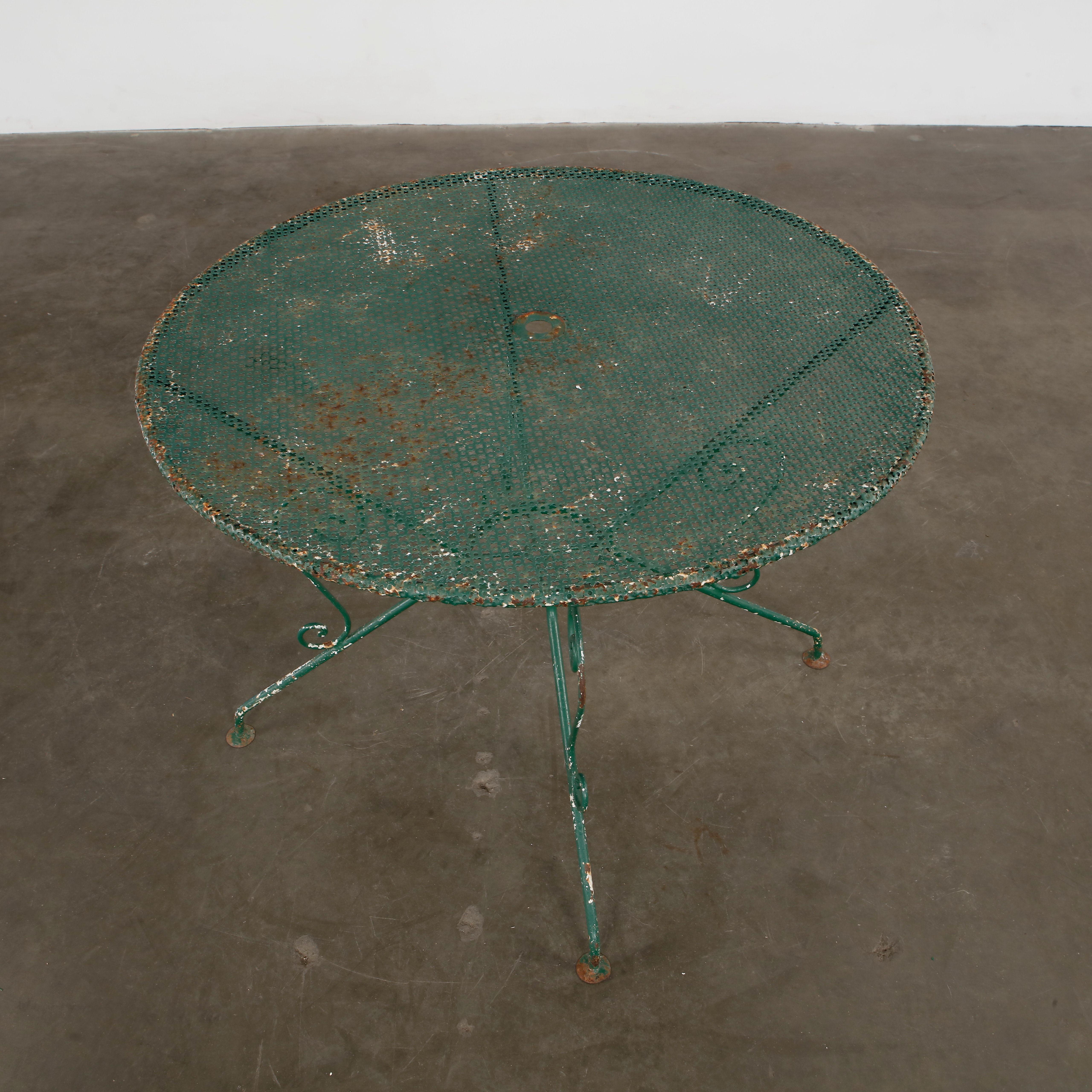 Mathieu Mategot, Green Outdoor Perforated Dining Set, 1950s For Sale 5