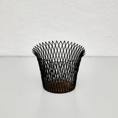 Mathieu Matégot Pots de fleurs en métal Modernity French