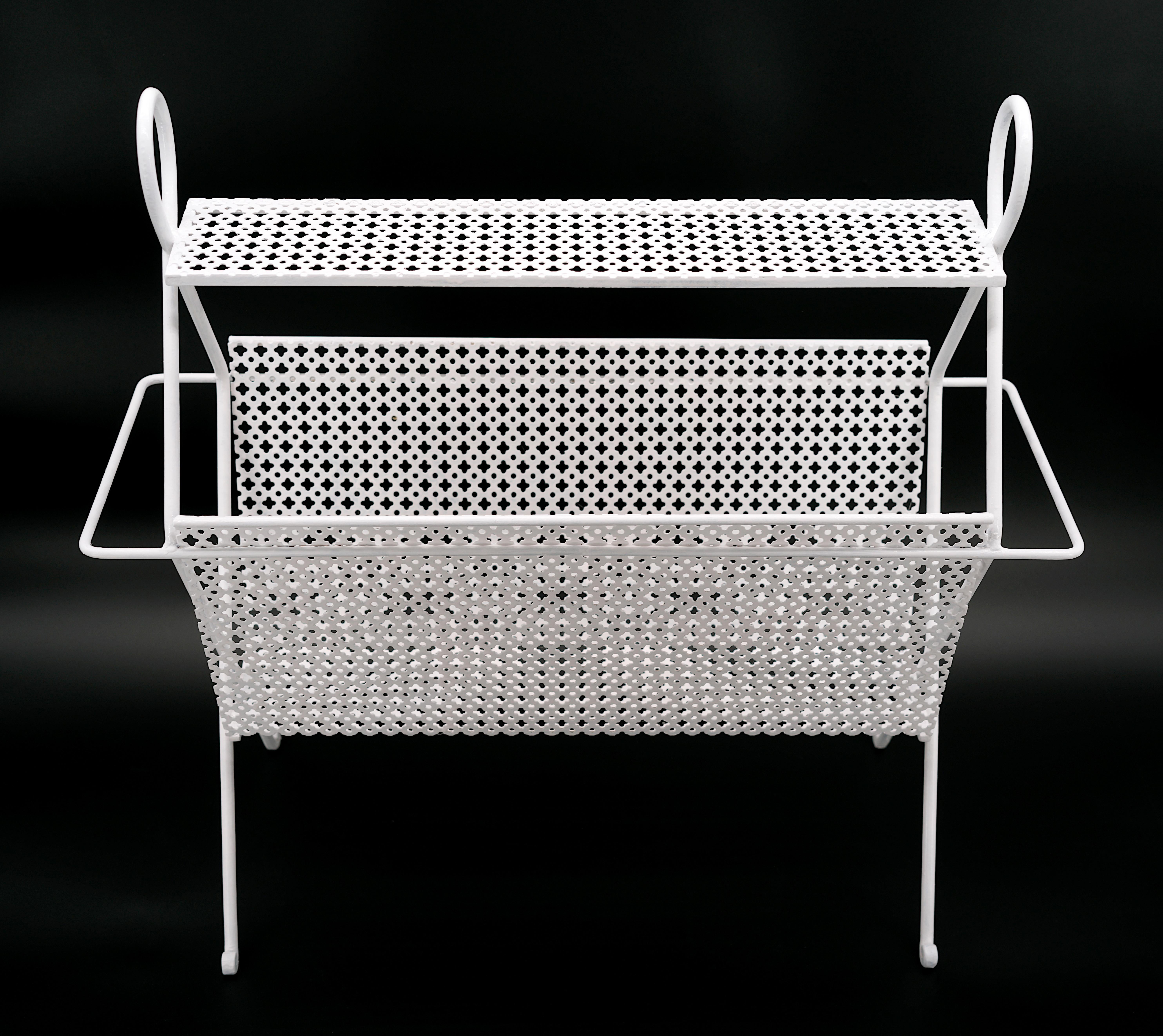 Mathieu Mategot Midcentury End Side Table Magazine Rack, 1950s In Good Condition For Sale In Saint-Amans-des-Cots, FR