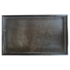 Bandeja de metal perforado Mathieu Mategot c.1950
