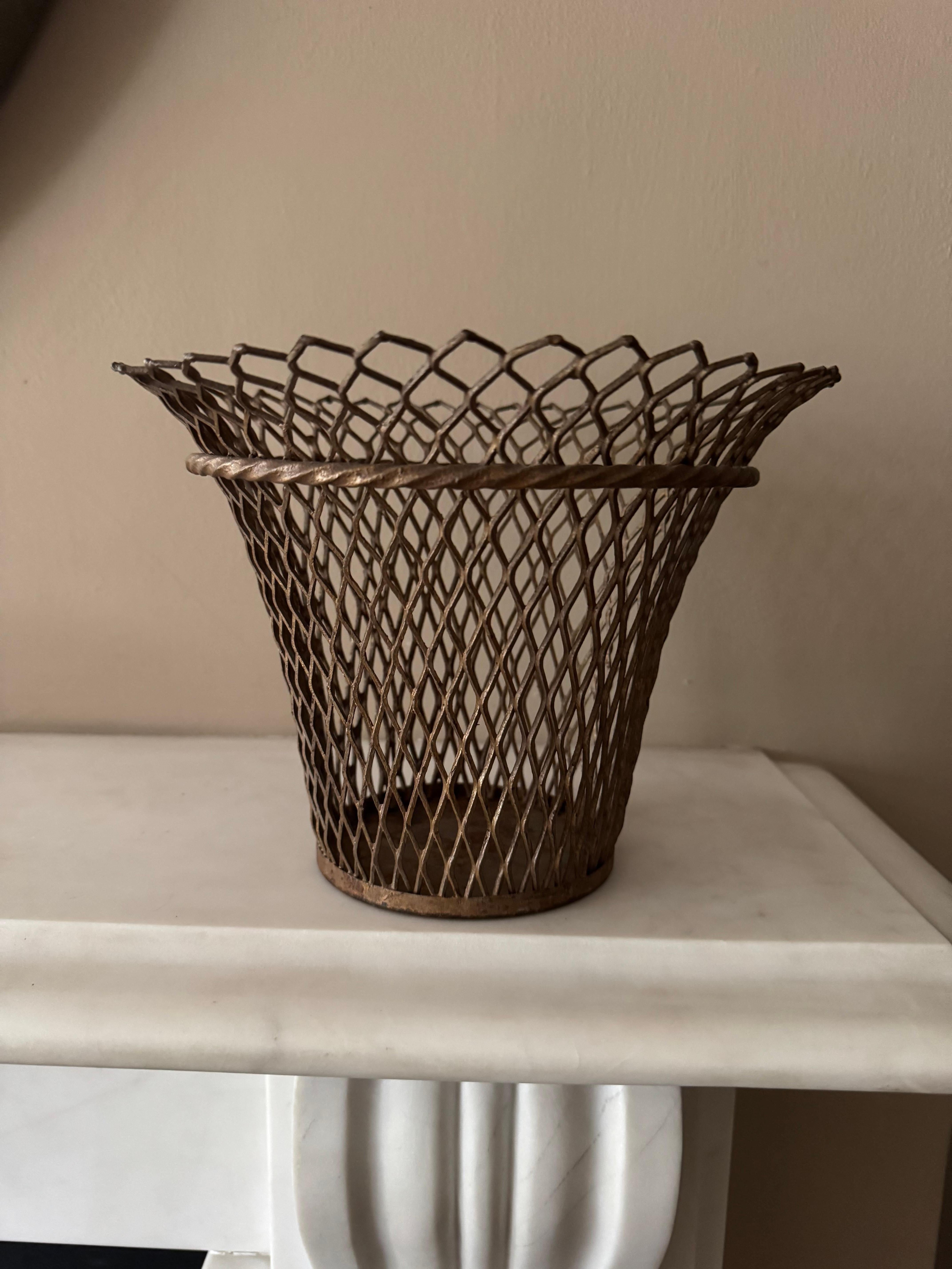 Mathieu Mategot plantador Francés en venta