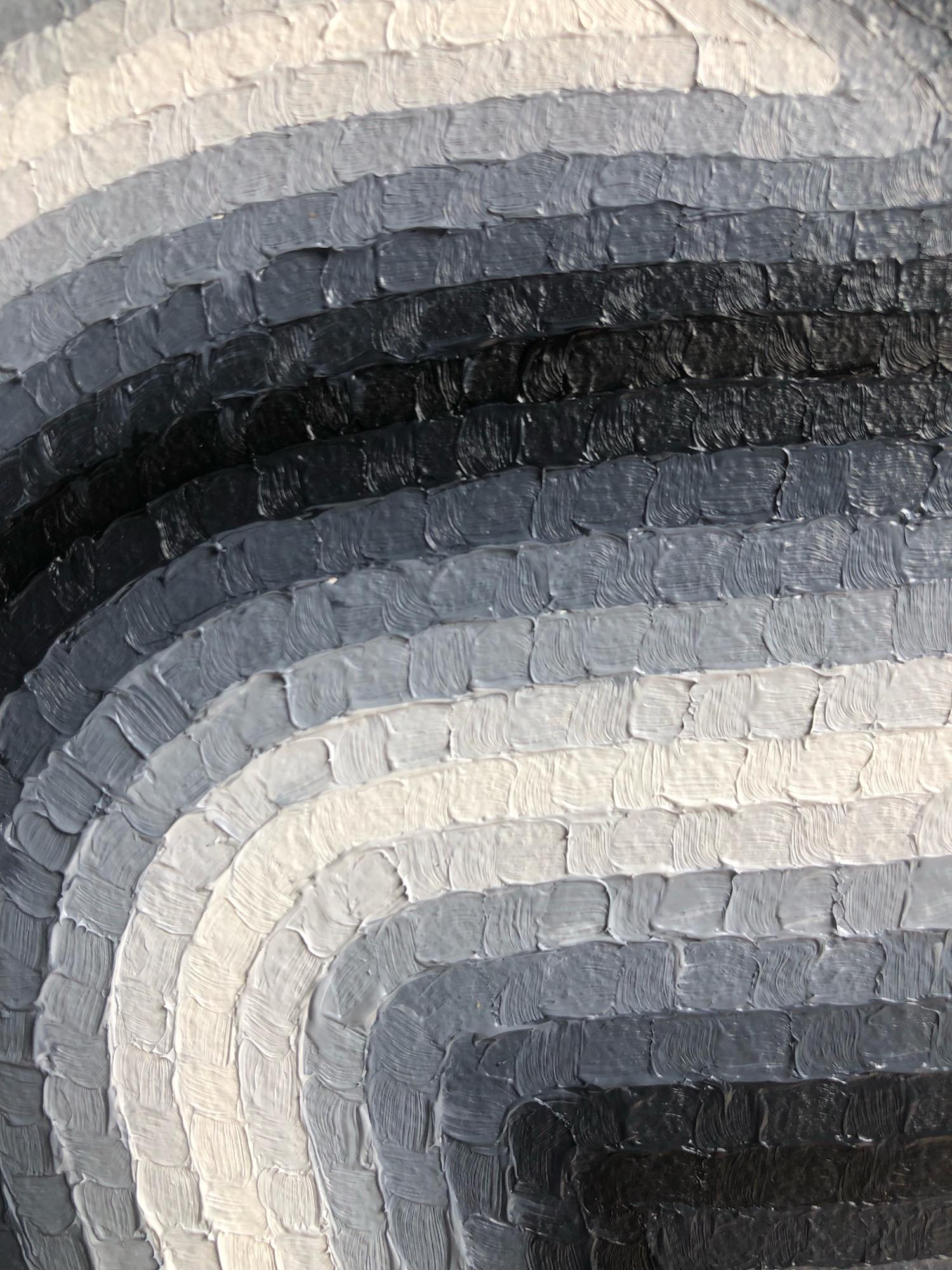 Blur 2 by Mathieu Piffeteau - Abstract painting, optical illusion, black & white For Sale 3