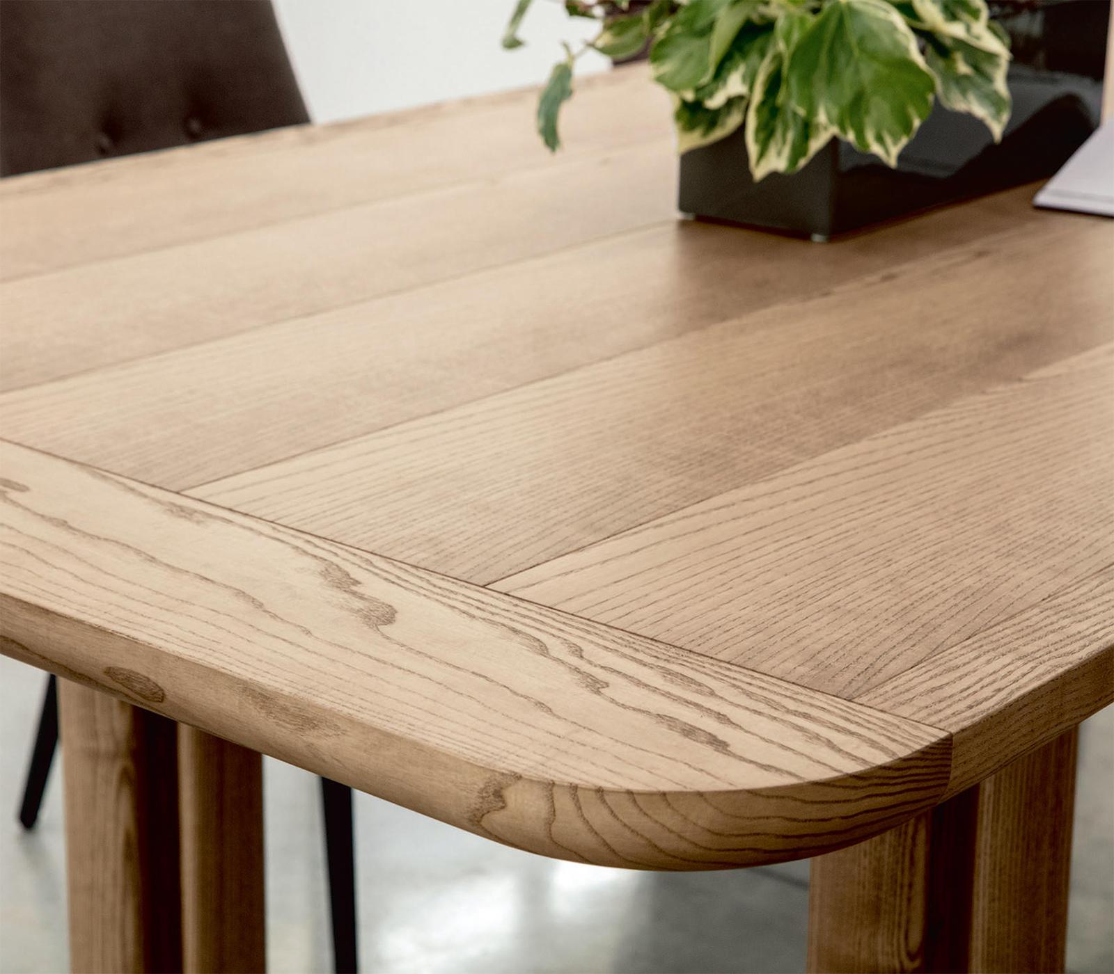 Contemporary Mathilda Dining Table For Sale