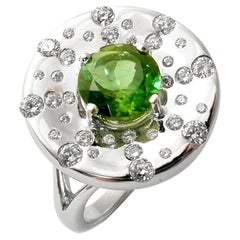 Mathon Paris Bague en or blanc, diamants et tourmaline verte