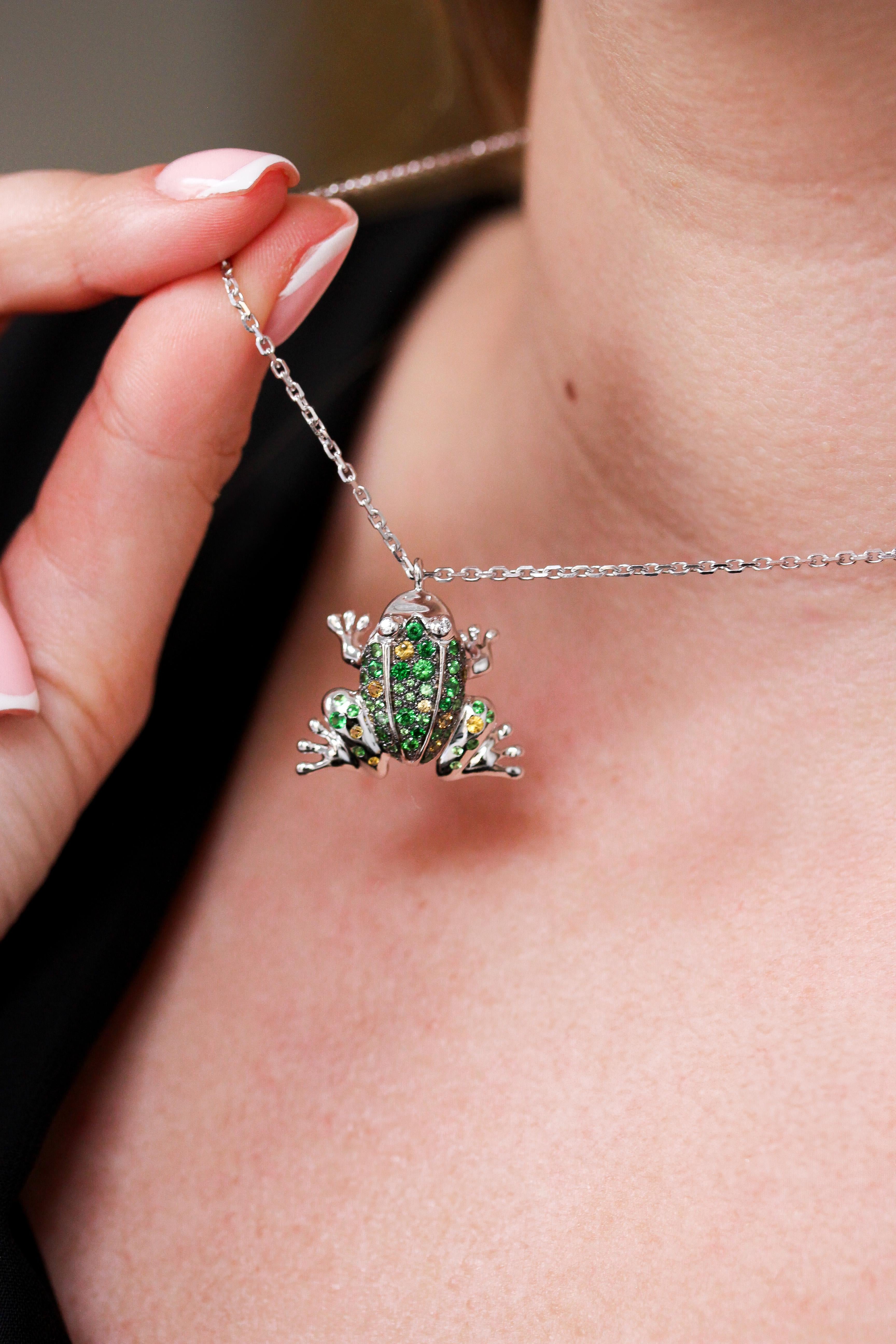 Women's or Men's Mathon Paris Tsavorite and Demantoide Garnets, Diamonds and White Gold Necklace For Sale