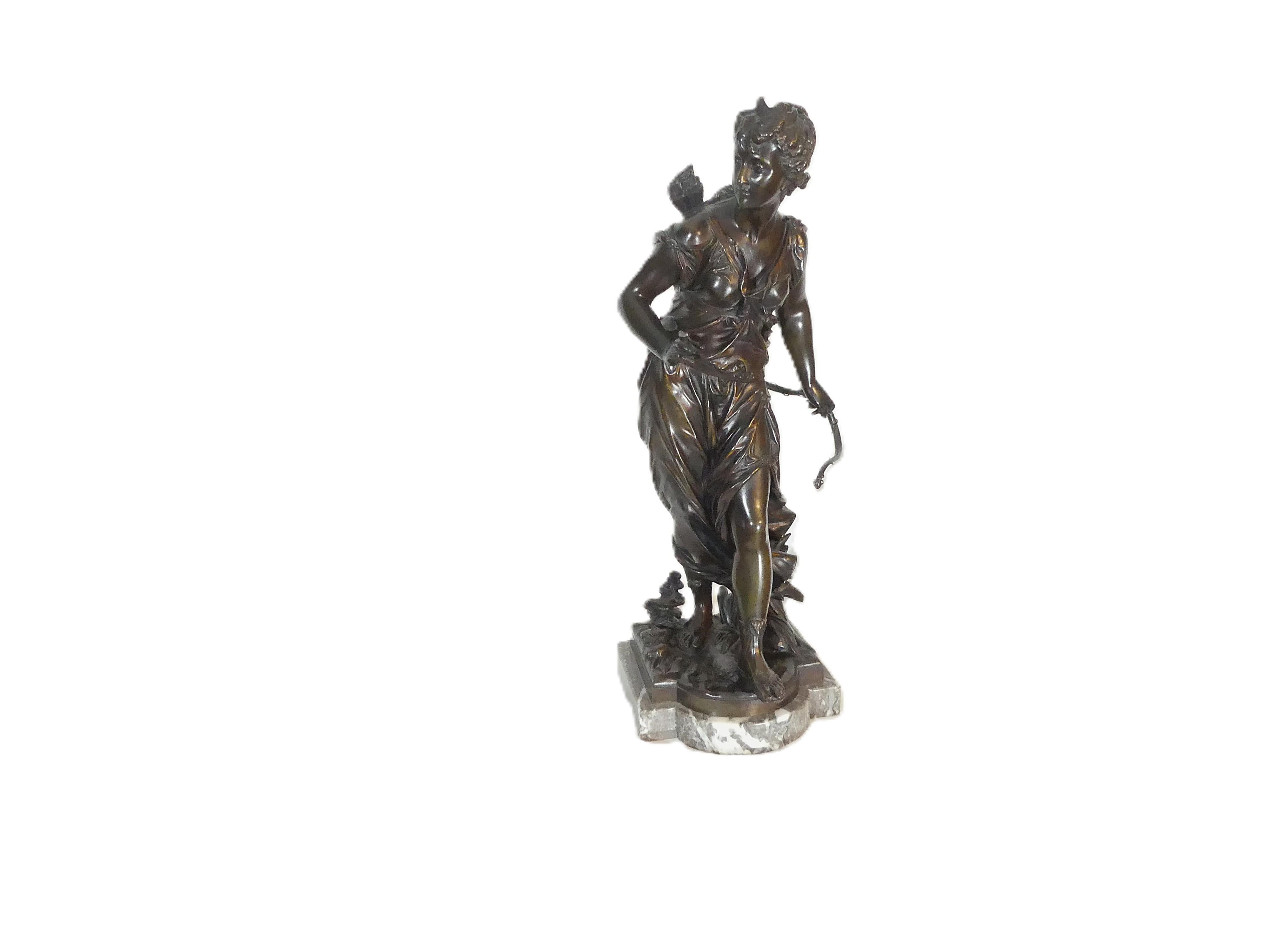 Mathurin Moreau (1822-1912), Diana, bronce patinado sobre base de mármol - Sculpture Jugendstil de Mathurin Moreau 1822-1912