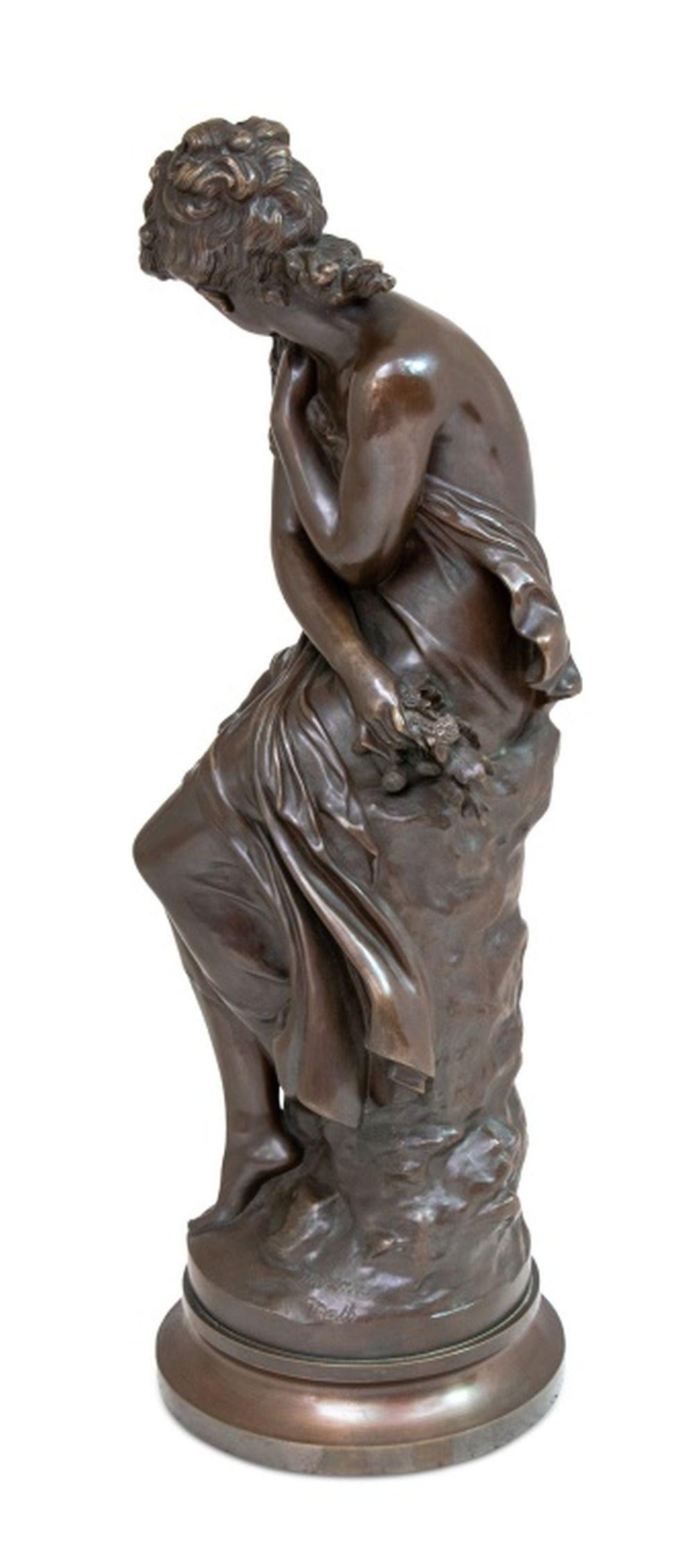 Beaux-Arts Mathurin Moreau Bronze d'une femme assise en vente