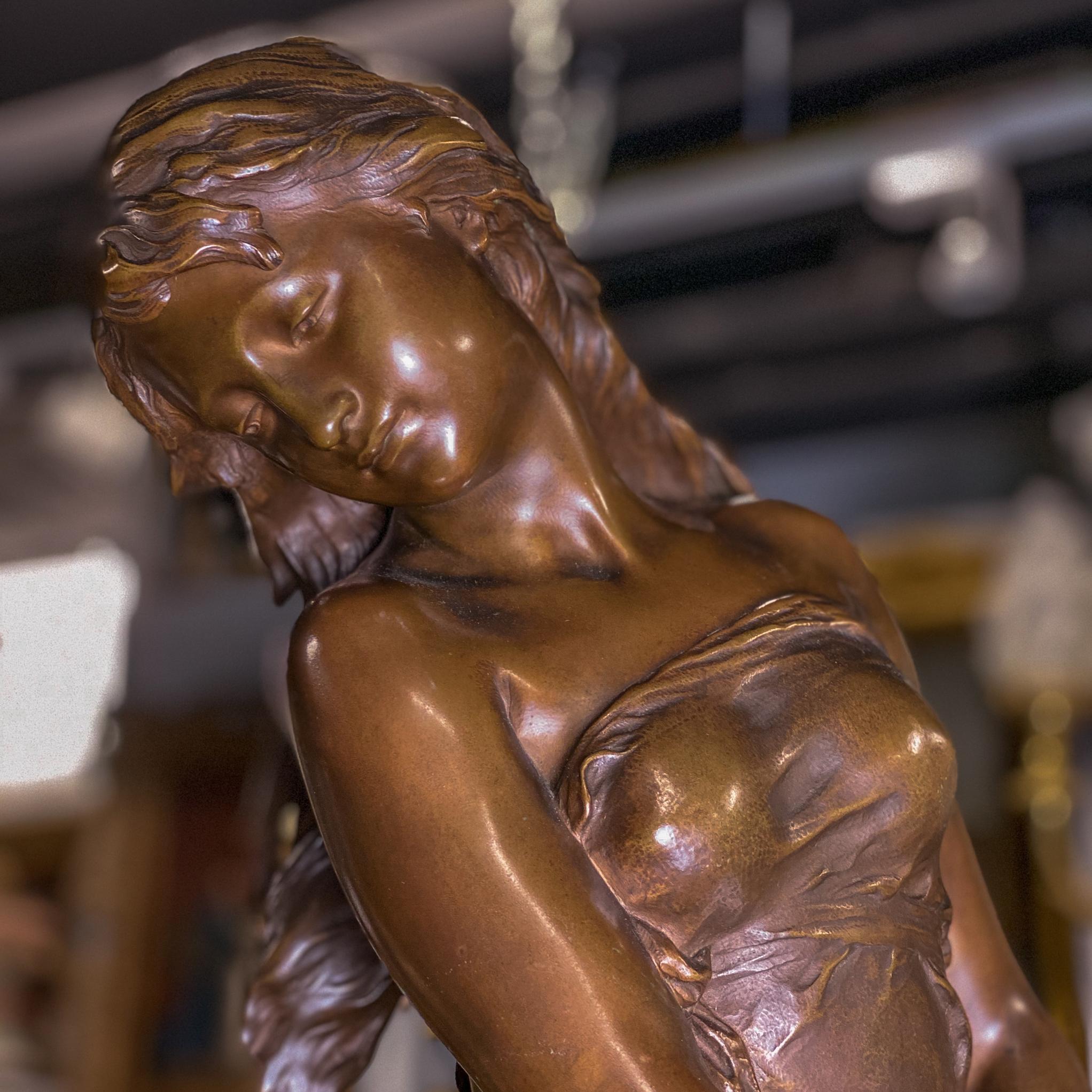 A fine quality patinated bronze sculpture entitled of ‘L’Été,’ depicting summer. Signed on base ‘Math. Moreau,’ with foundry mark ‘Susse Freres Edi. Paris.’

Artist: Mathurin Moreau (1822-1912) 
Origin: French
Dimension: 32 1/2 in. x 17 in.
  