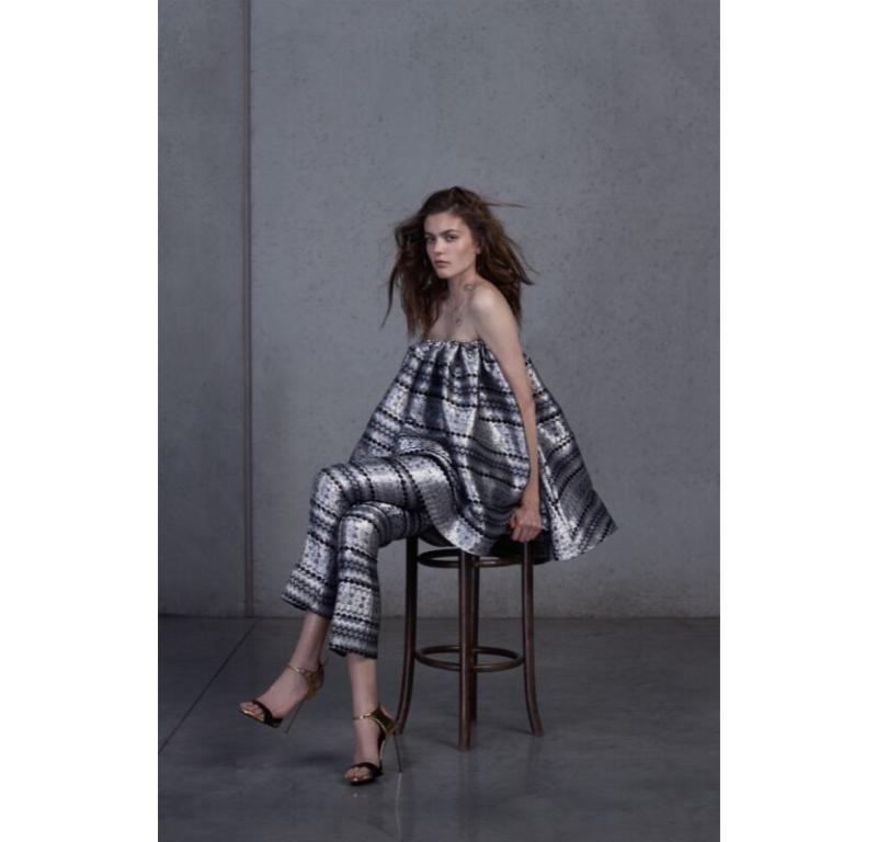 Silver MATICEVSKI 2016 Profound metallic silver lurex jacquard flared strapless top XS For Sale