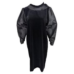 Matilde 1980s Vintage Black Velvet Balloon Sleeves Evening Dress