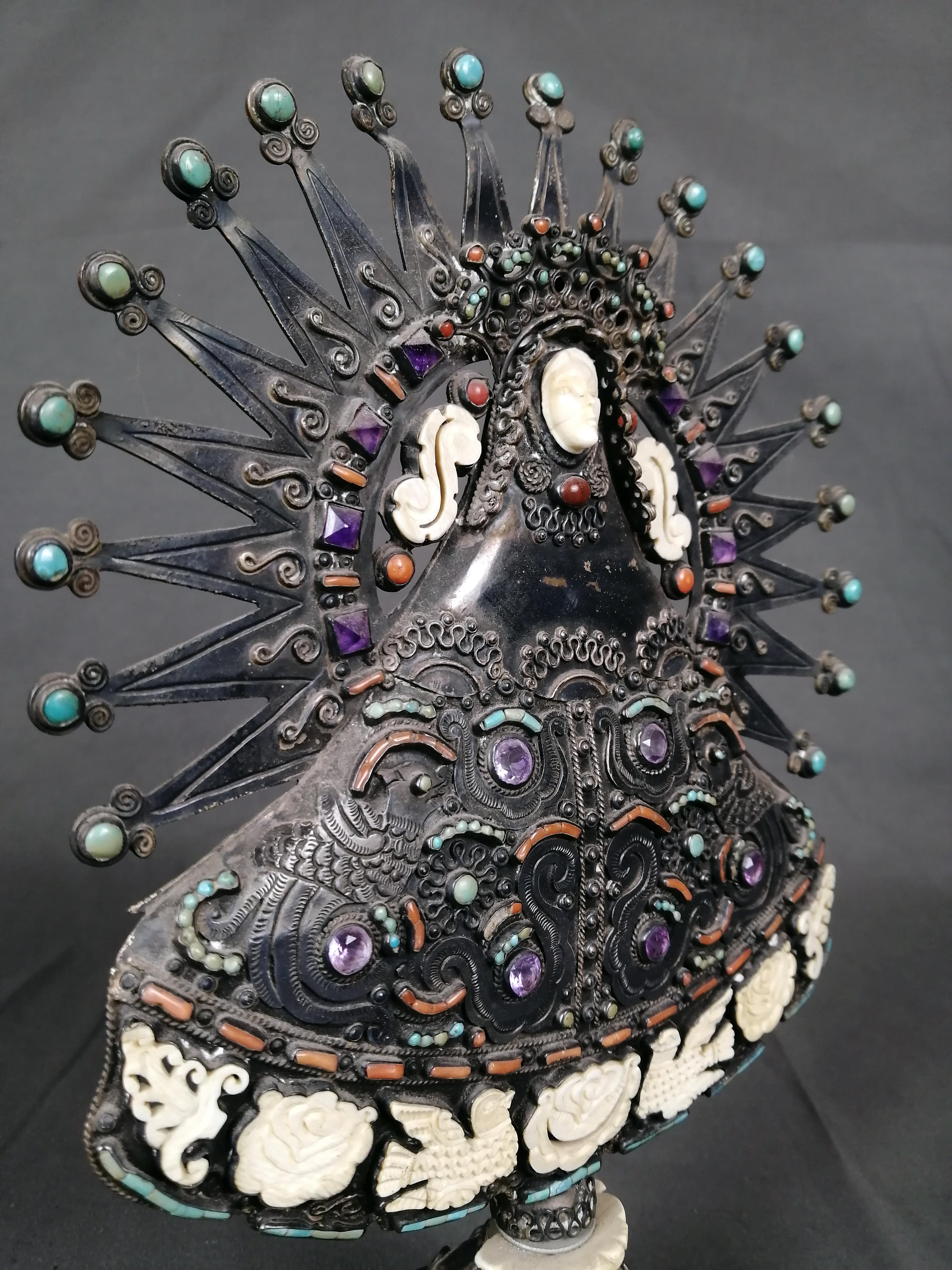 Matilde Poulat MATL Taxco Ca. 1945 .930 Virgen de plata con piedras mediados del siglo XX en venta