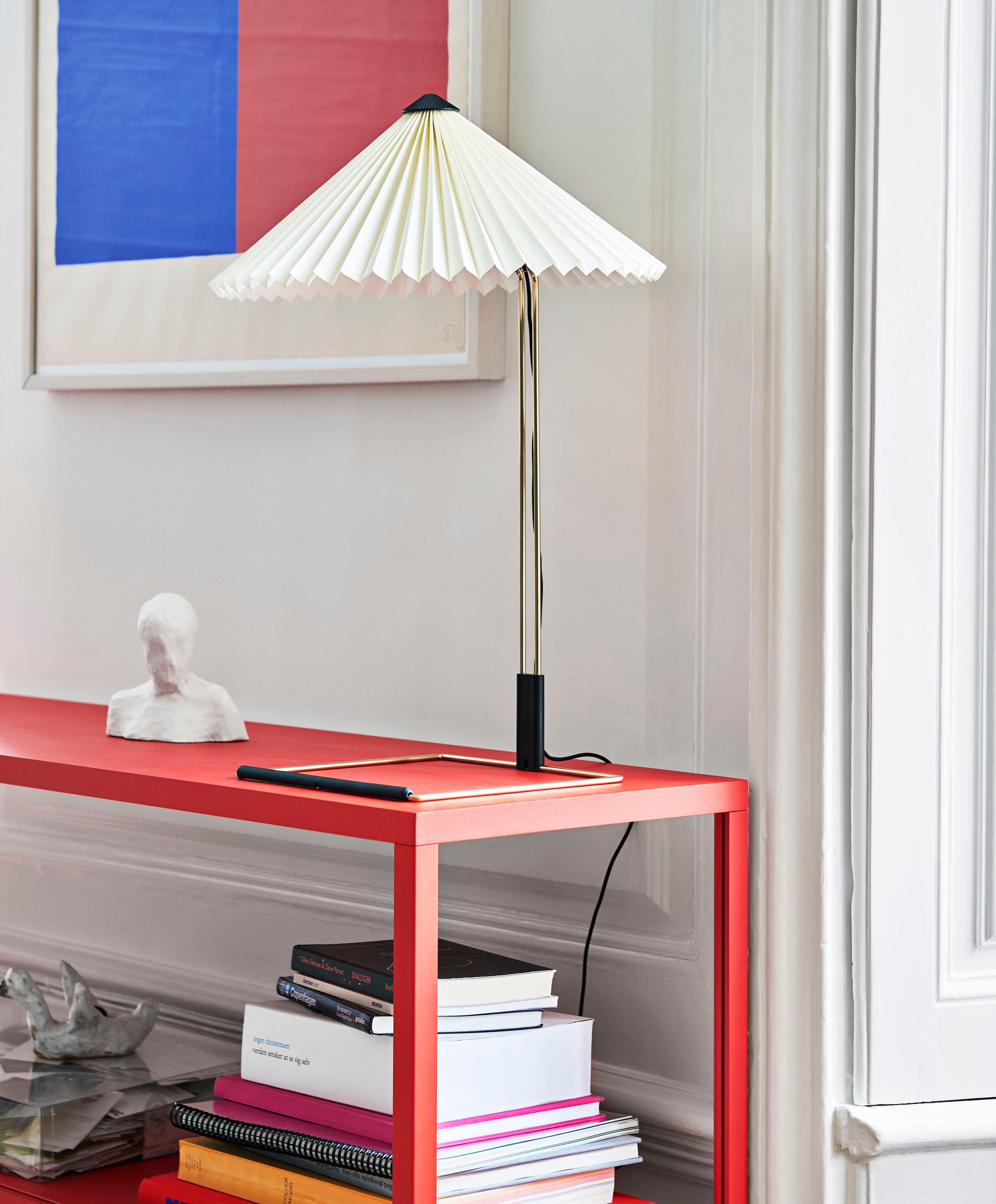 Matin Table Lamp, 38 cm - White by Inga Sempé for Hay In New Condition For Sale In Dubai, AE