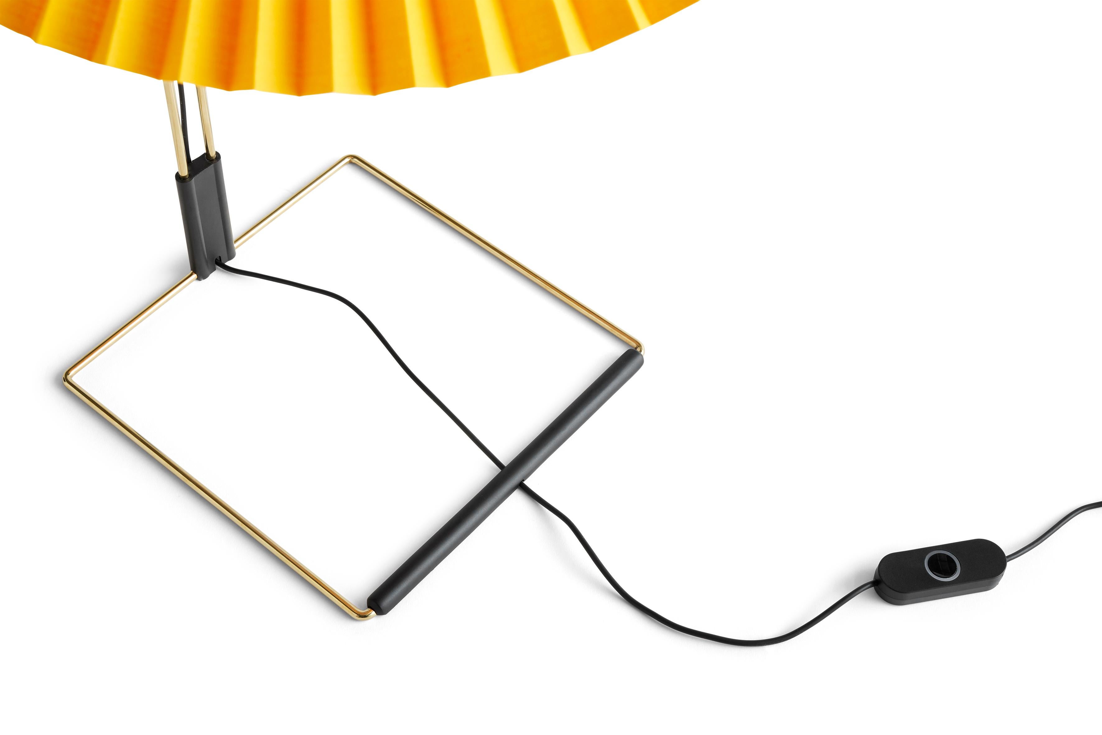 hay matin lamp