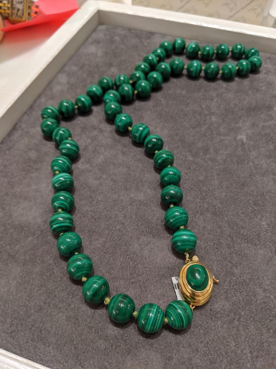 Matinee Length Polished Malachite Beaded Necklace with 14 Karat Gold Clasp In New Condition In New York, NY