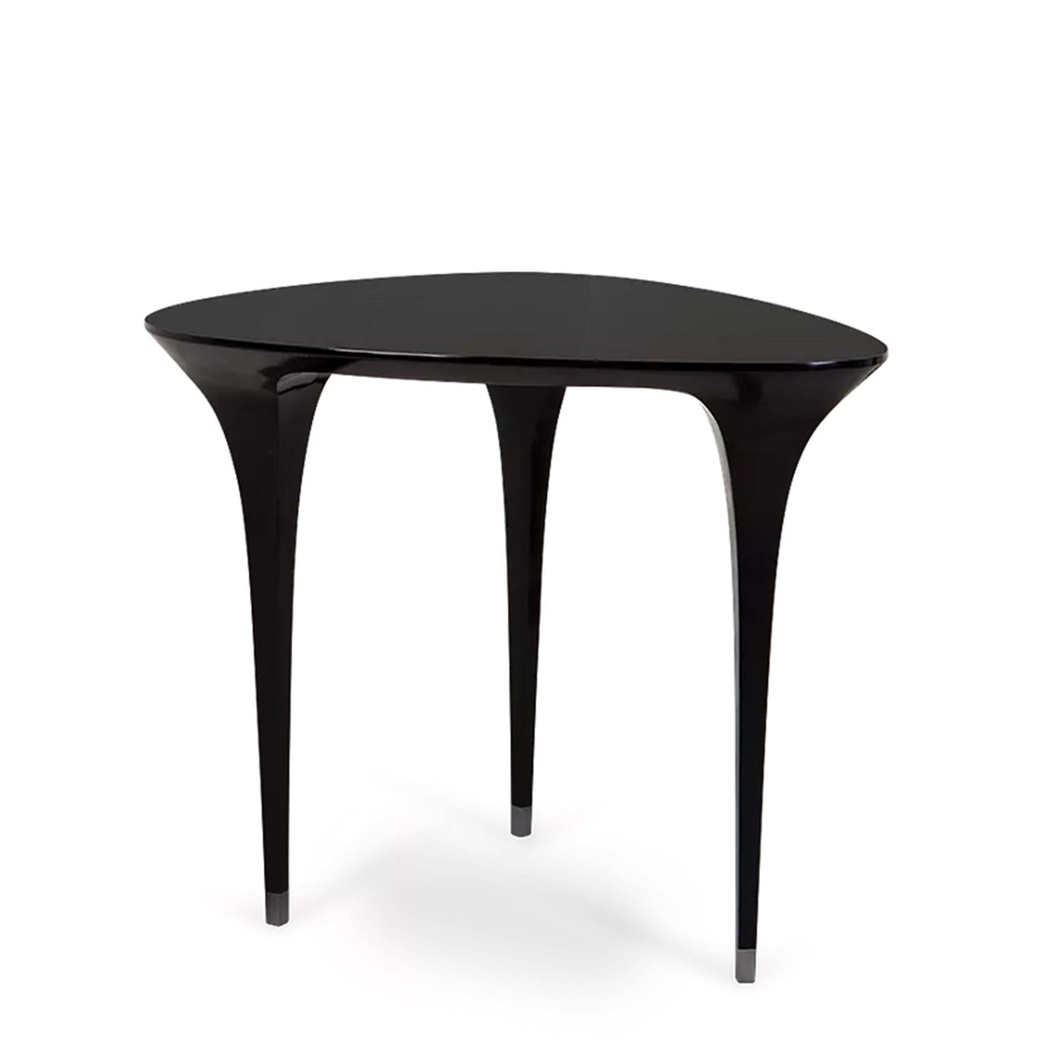 Indonésien Table d'appoint Matis en vente