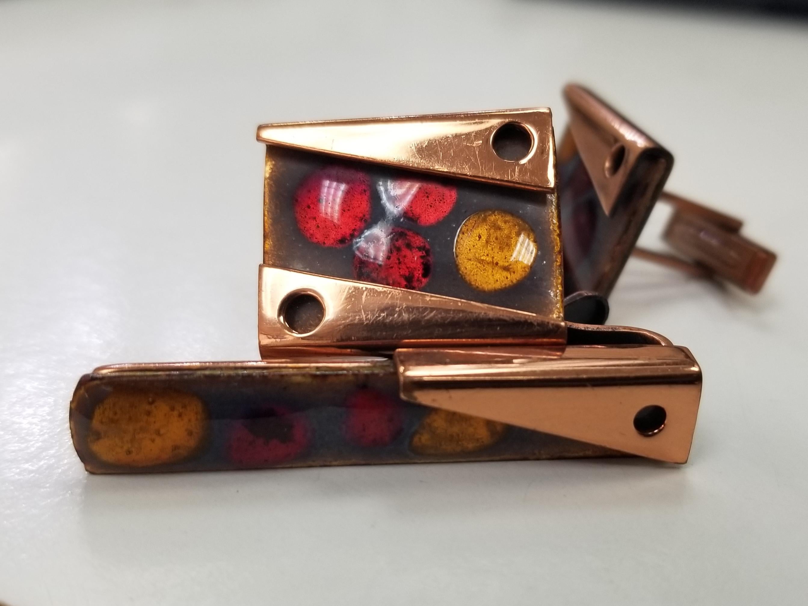 Matisse Rare Set of Vintage 1950s Abstract Modernist Enamel on Copper Cuff Link In Excellent Condition In Los Angeles, CA