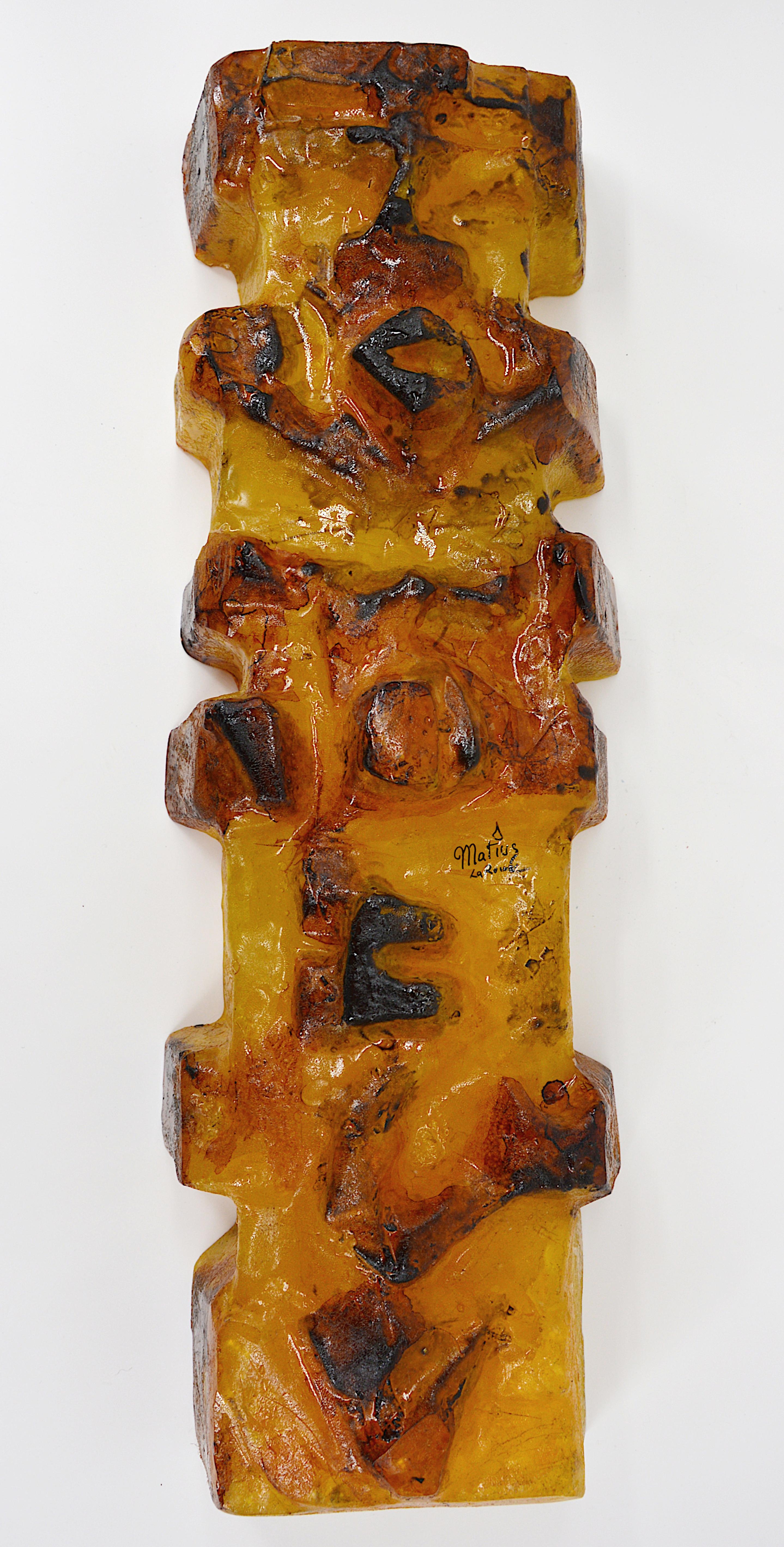 Matius Französisch Vintage Pop Art Mural Totem Wandleuchter Skulptur 1970er Jahre (Moderne der Mitte des Jahrhunderts) im Angebot