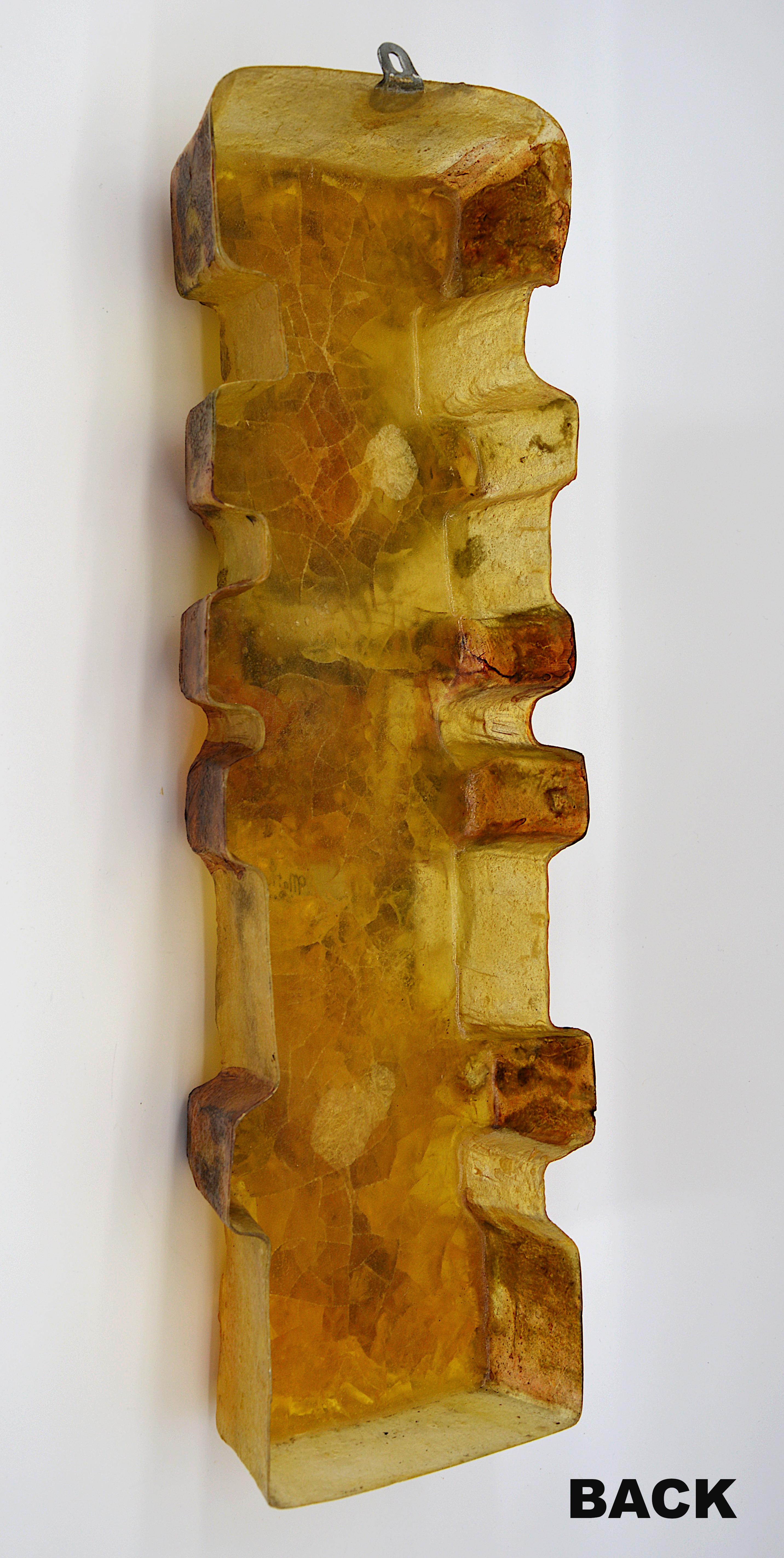 Resin Matius French Vintage Pop Art Mural Totem Wall Sconce Sculpture, 1970s For Sale