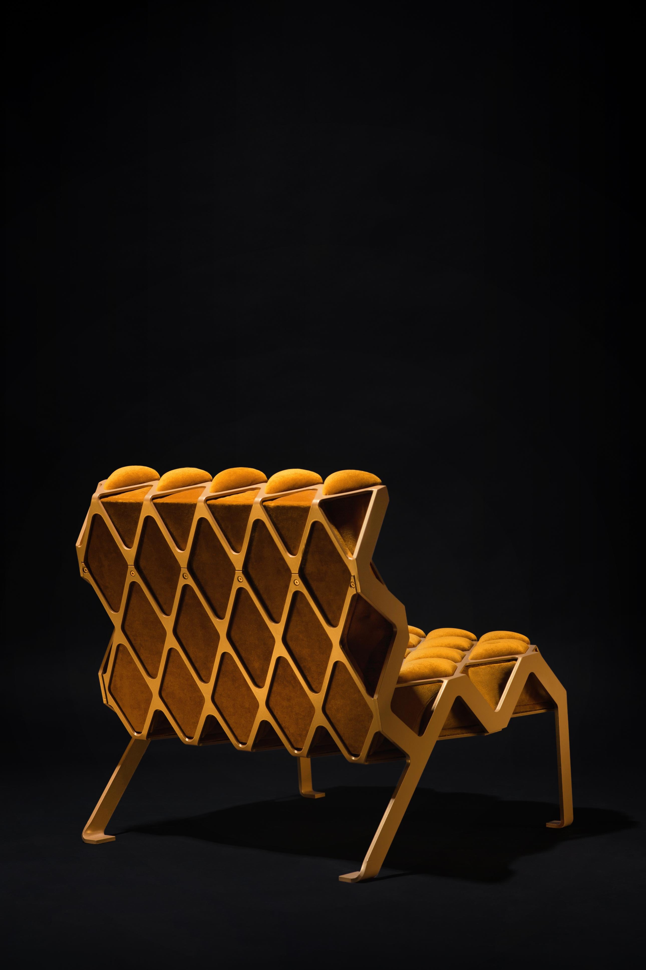 Stuhl in Gold Steel und Gold Velvet anpassbar (Französisch) im Angebot